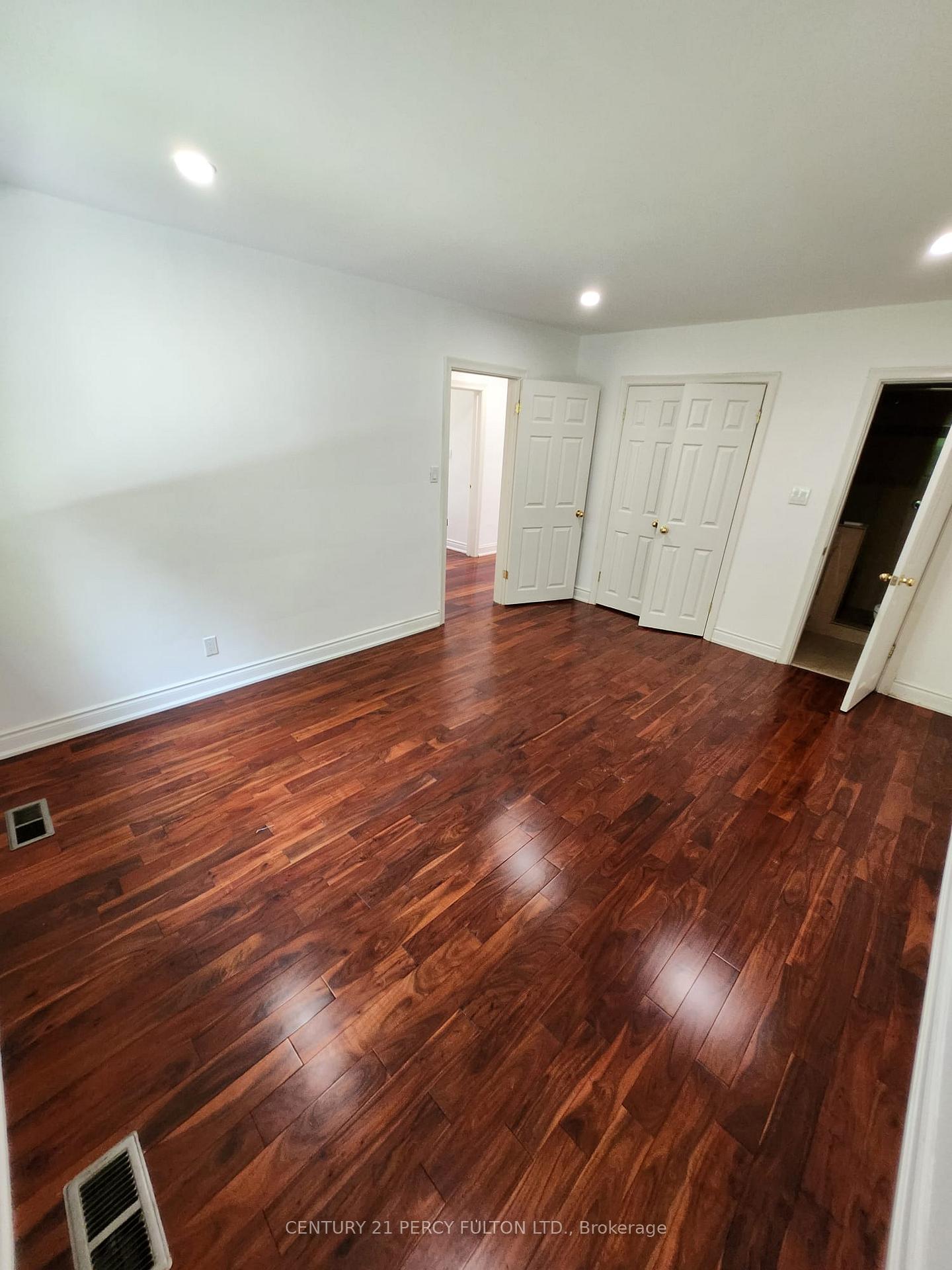 Photo 26 of Unit Main, 6 Blithfield Avenue, North York, Bayview Village — HOMEH