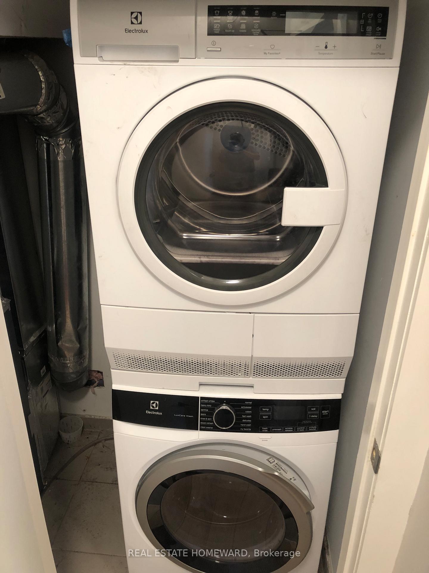 Photo 13 of Unit 3, 2174 Queen Street E, Toronto, The Beaches — HOMEH