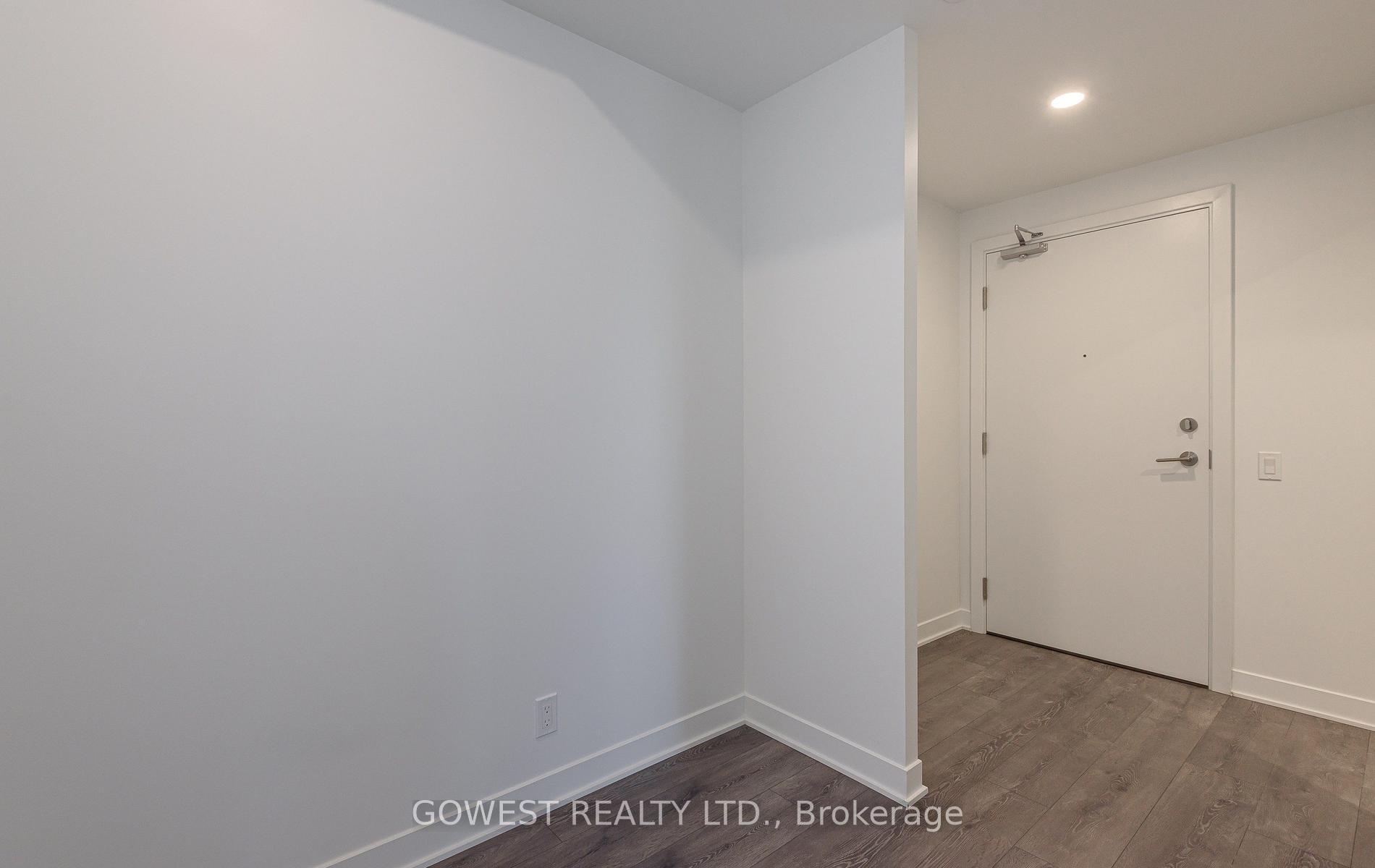 Photo 4 of Unit 902, 10 Flavelle Trail, Vaughan, Steeles West Industrial — HOMEH