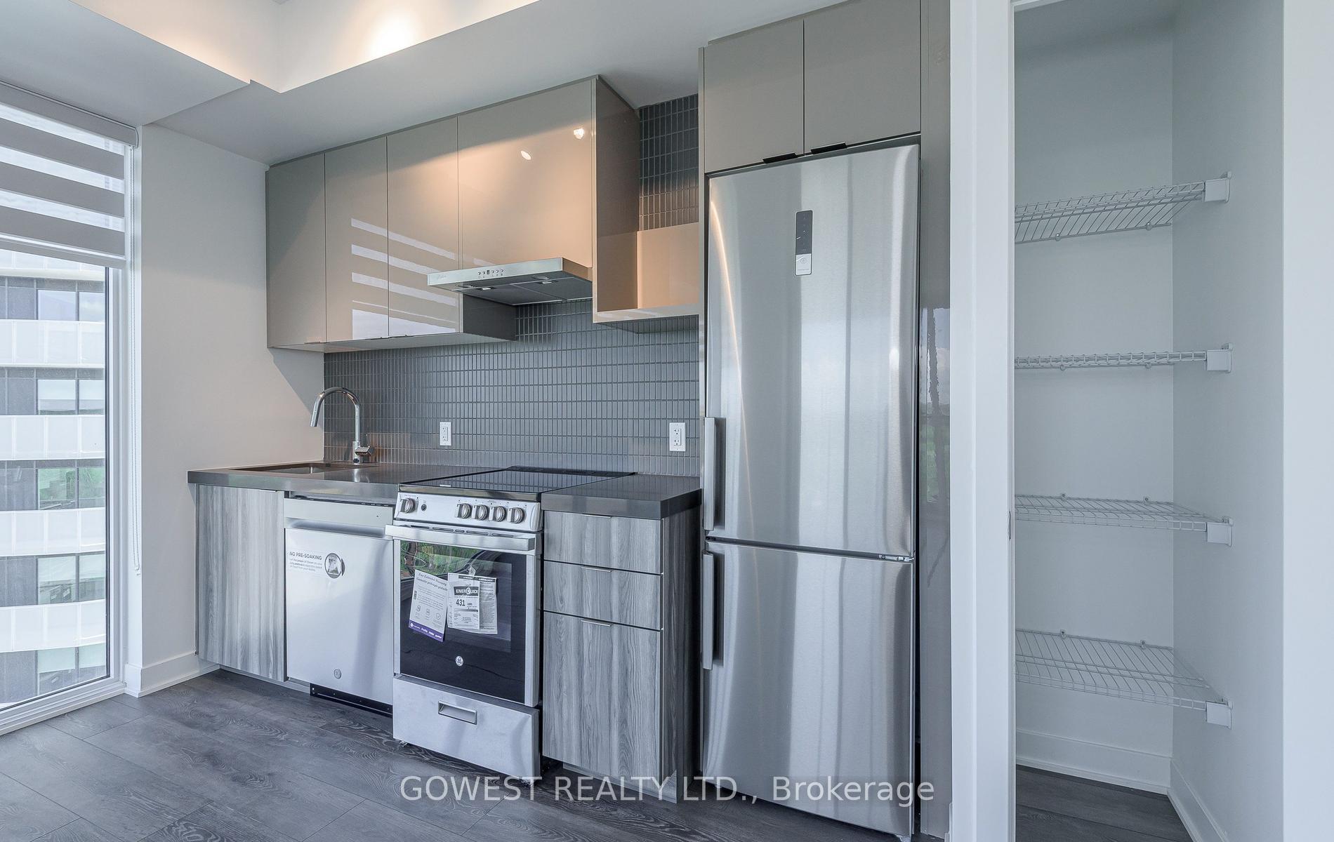 Photo 13 of Unit 902, 10 Flavelle Trail, Vaughan, Steeles West Industrial — HOMEH