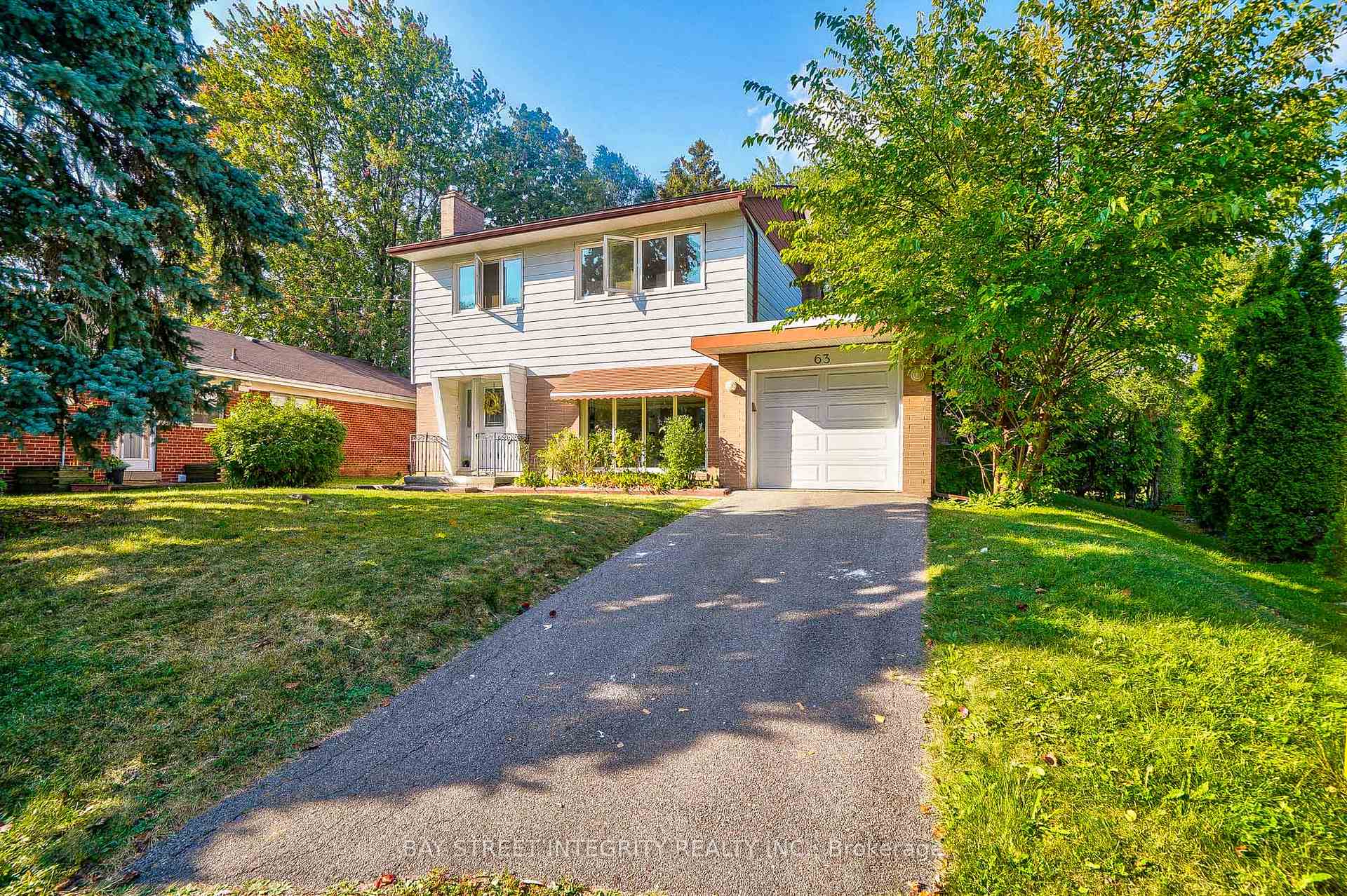 Photo 1 of 63 Rossburn Drive, Etobicoke, Etobicoke West Mall — HOMEH