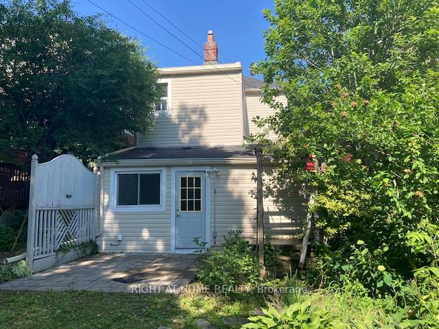 Photo 9 of 52 Beresford Avenue, Toronto, High Park-Swansea — HOMEH
