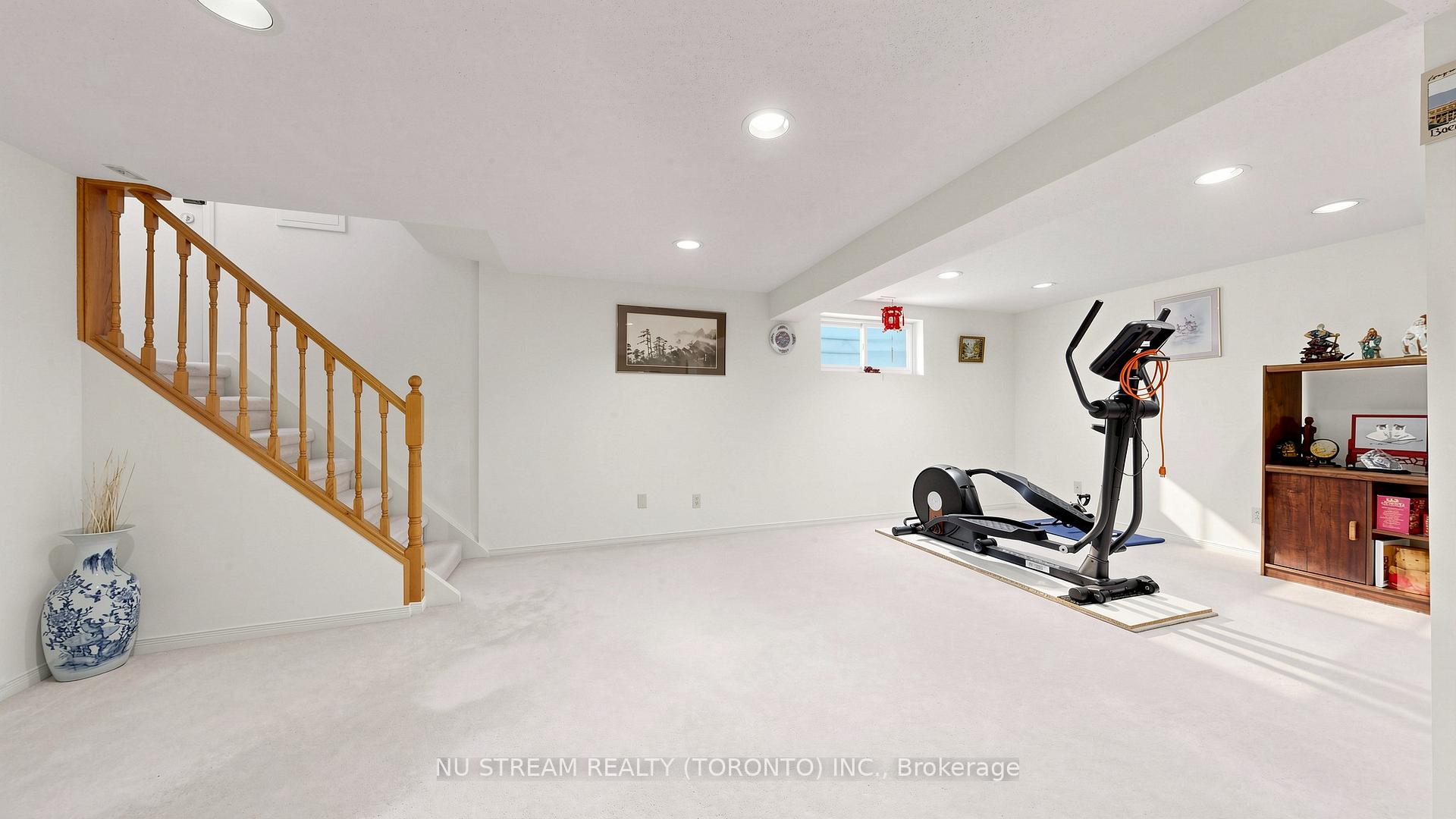 Photo 22 of 86 Brian Drive, North York, Pleasant View — HOMEH