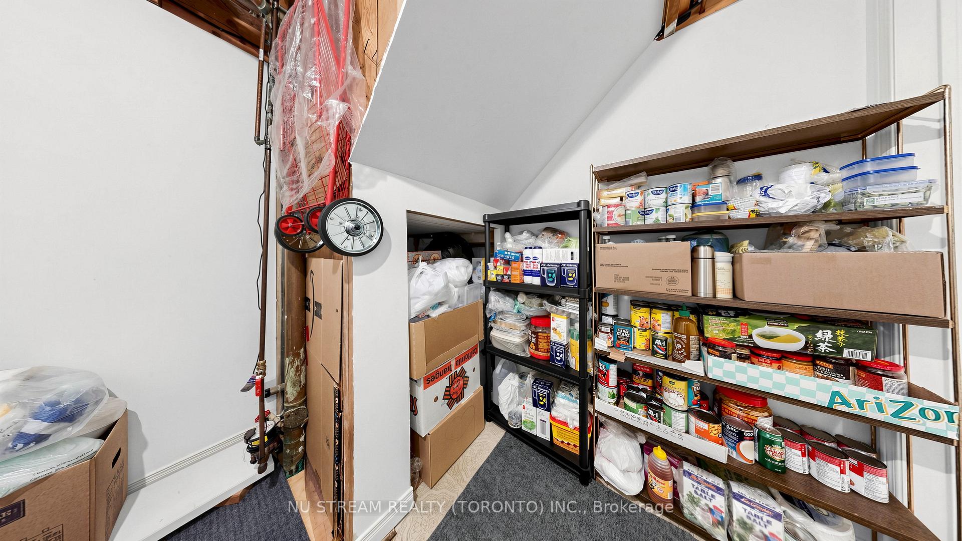 Photo 30 of 86 Brian Drive, North York, Pleasant View — HOMEH
