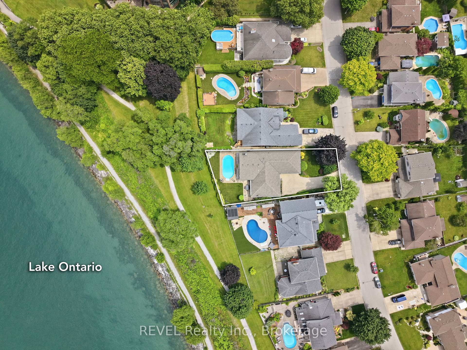 Photo 13 of 53 Beachview Drive, St. Catharines, Lakeshore — HOMEH