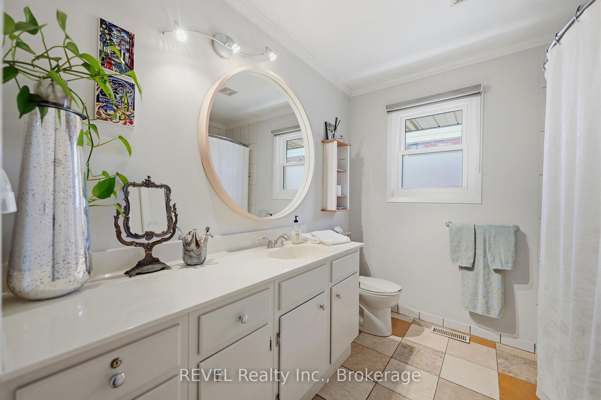 Photo 38 of 53 Beachview Drive, St. Catharines, Lakeshore — HOMEH