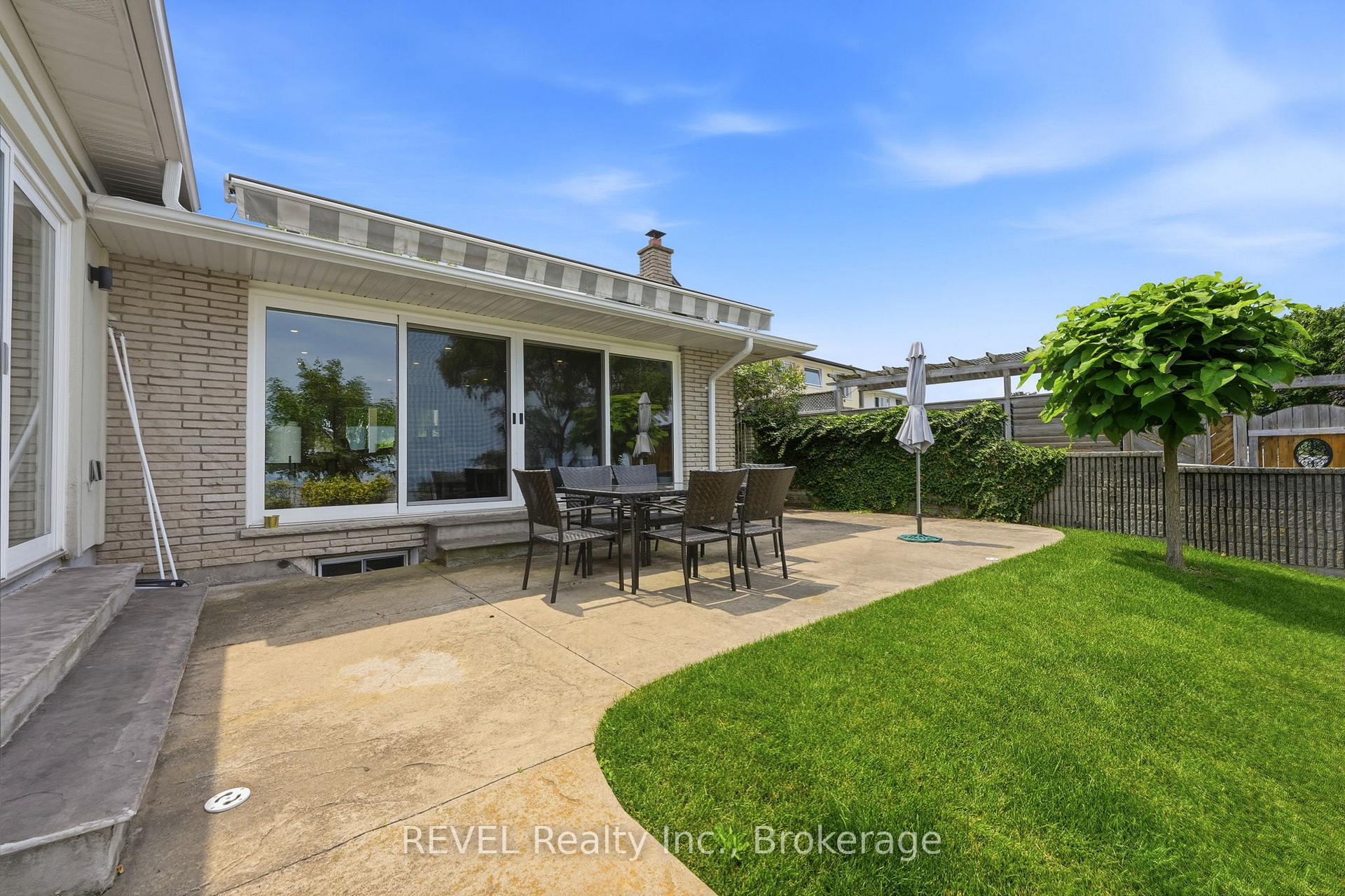 Photo 45 of 53 Beachview Drive, St. Catharines, Lakeshore — HOMEH