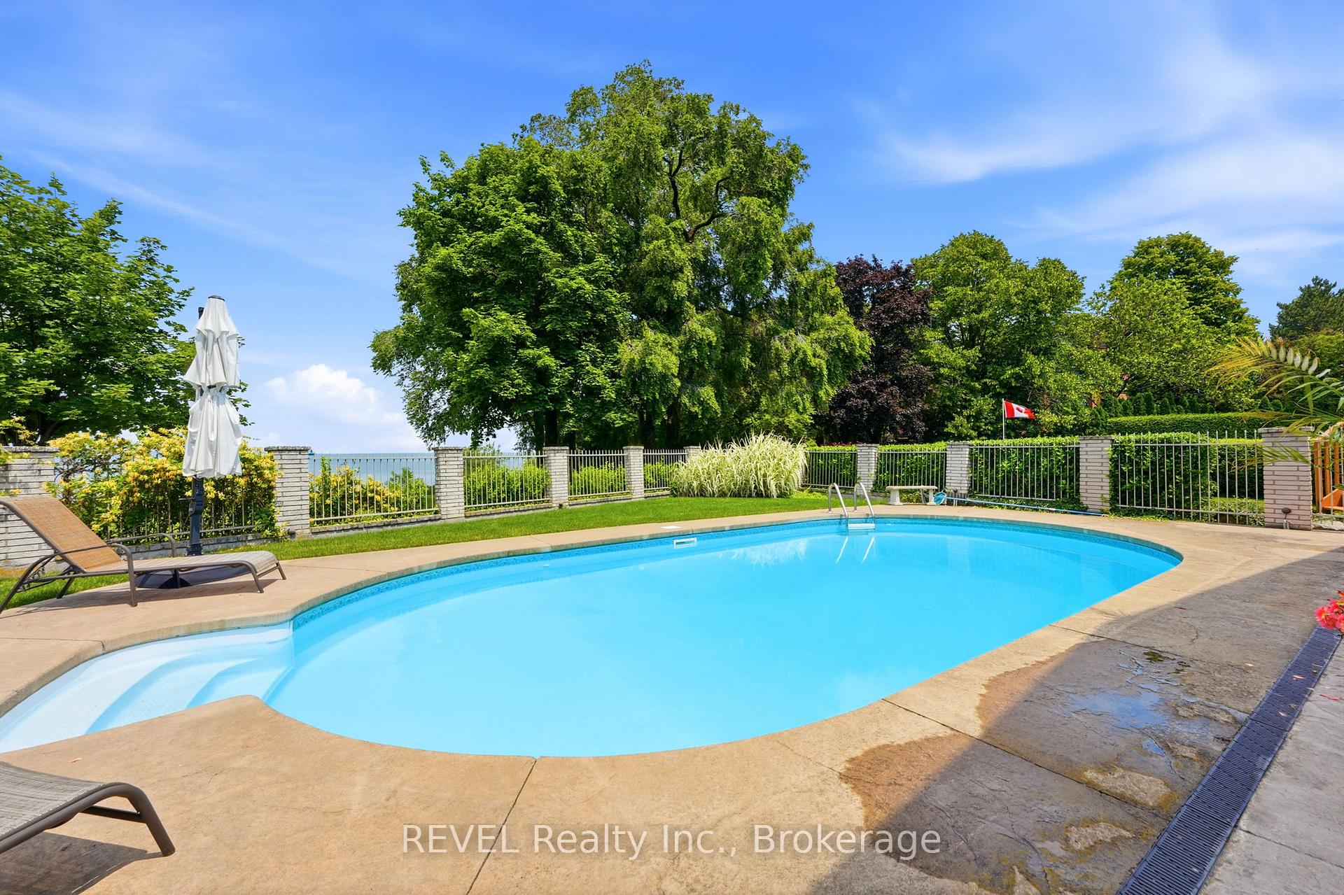 Photo 7 of 53 Beachview Drive, St. Catharines, Lakeshore — HOMEH
