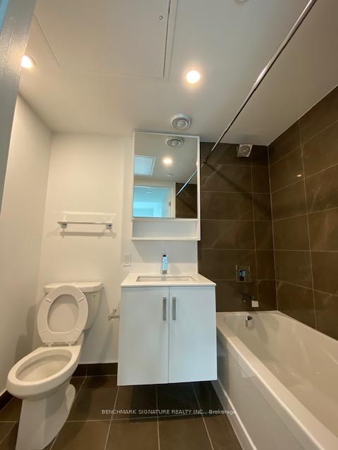 Photo 7 of Unit 2515, 88 Queen Street E, Toronto, Church-Yonge Corridor — HOMEH