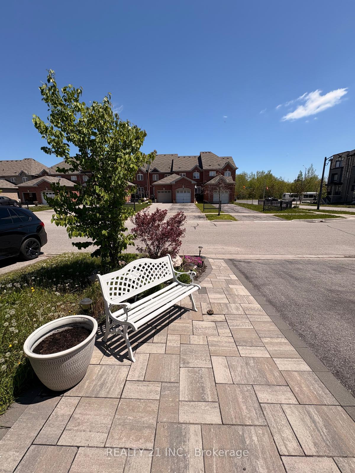 Photo 4 of 36 Lurcook Street, Ajax, South East — HOMEH