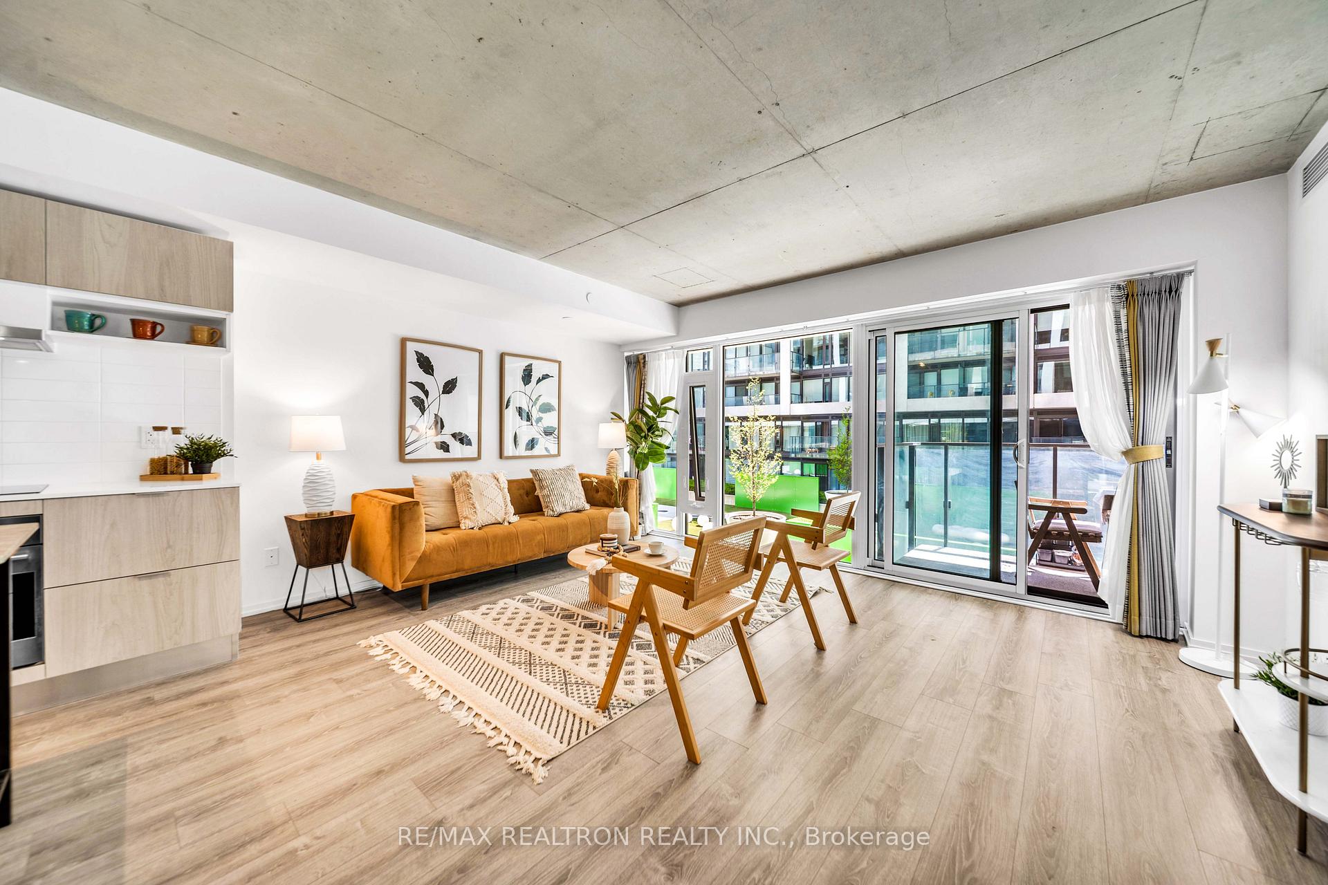 Photo 3 of Unit 746, 5 Soudan Avenue, Toronto, Mount Pleasant West — HOMEH