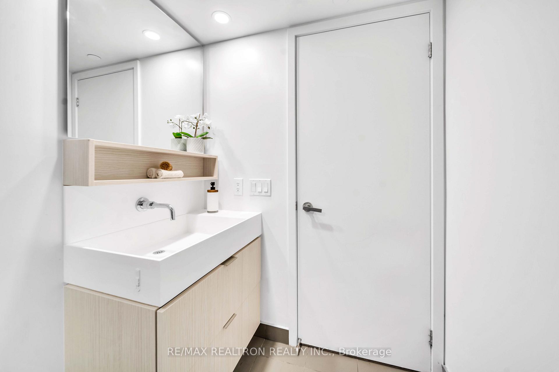 Photo 16 of Unit 746, 5 Soudan Avenue, Toronto, Mount Pleasant West — HOMEH