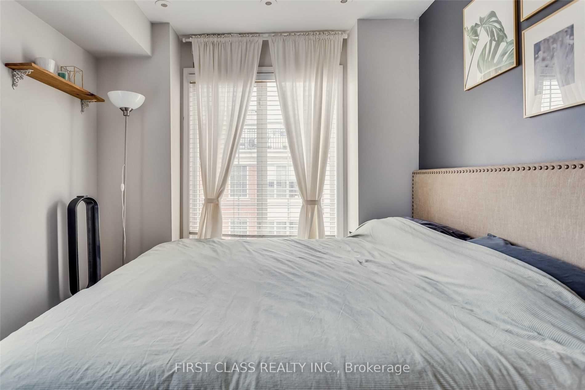 Photo 20 of Unit 934, 5 Everson Drive, North York, Willowdale East — HOMEH