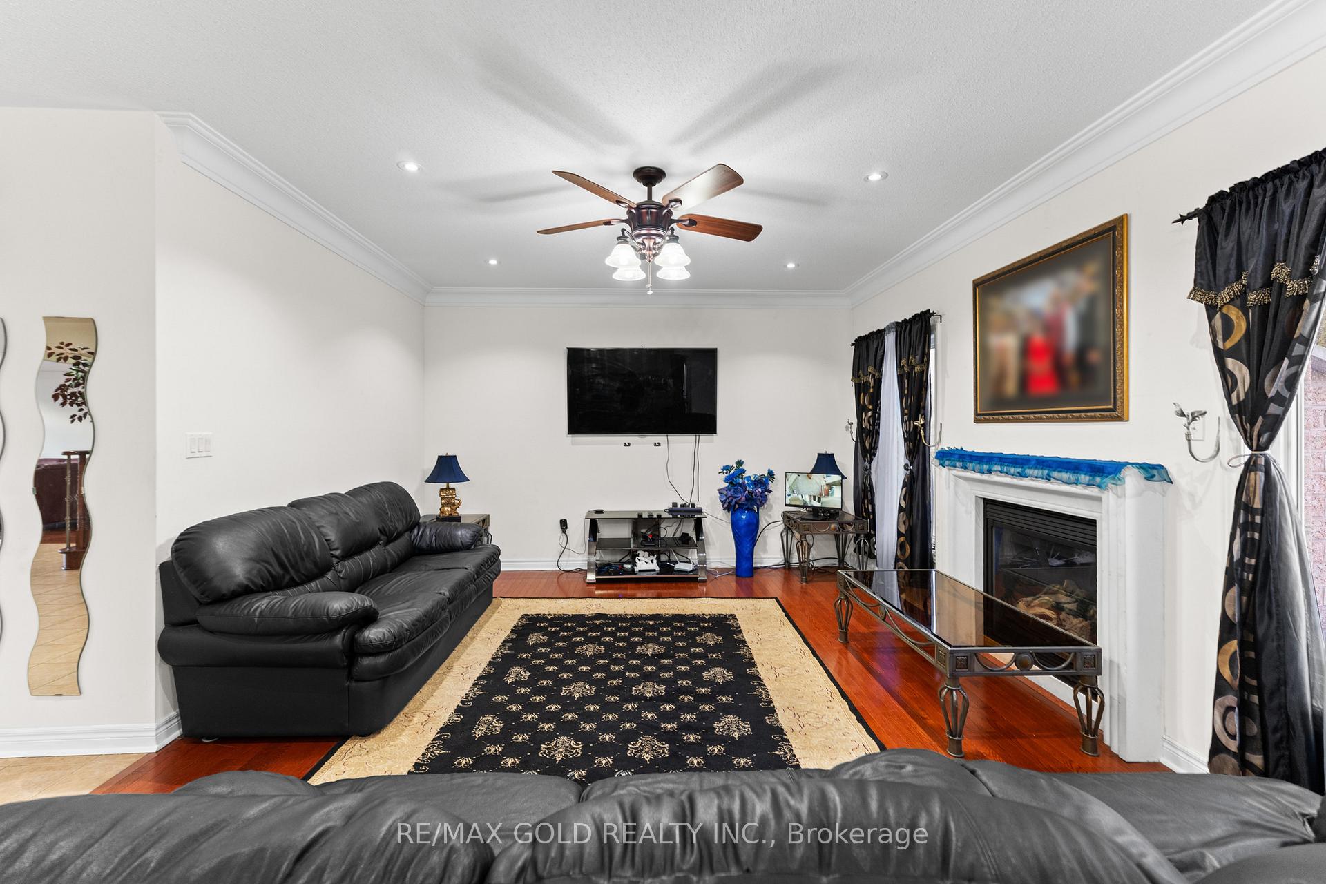 Photo 20 of 57 Powell Drive, Brampton, Sandringham-Wellington — HOMEH