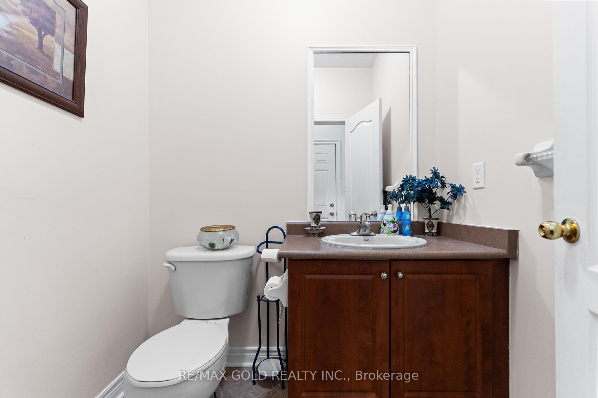 Photo 23 of 57 Powell Drive, Brampton, Sandringham-Wellington — HOMEH