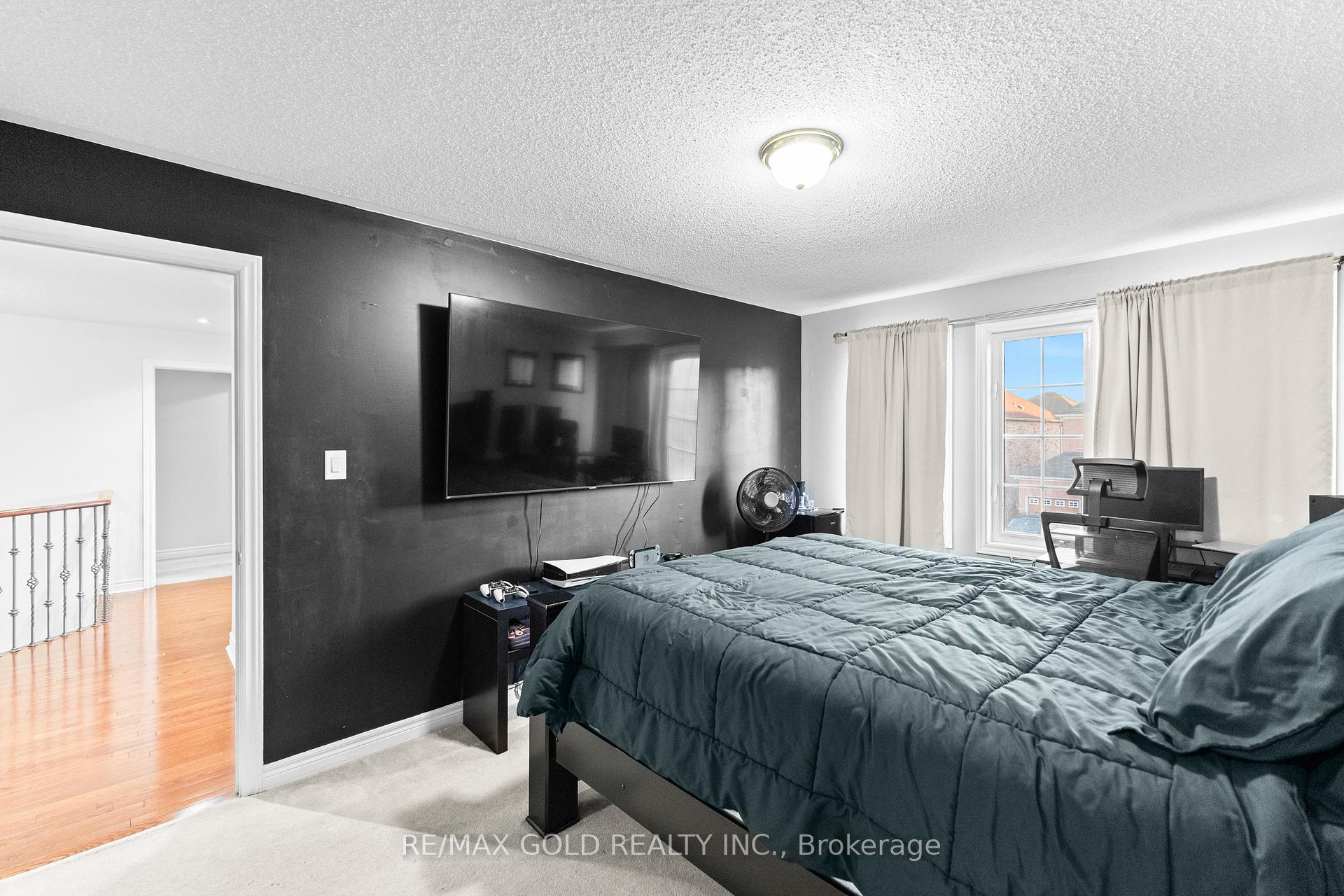 Photo 29 of 57 Powell Drive, Brampton, Sandringham-Wellington — HOMEH