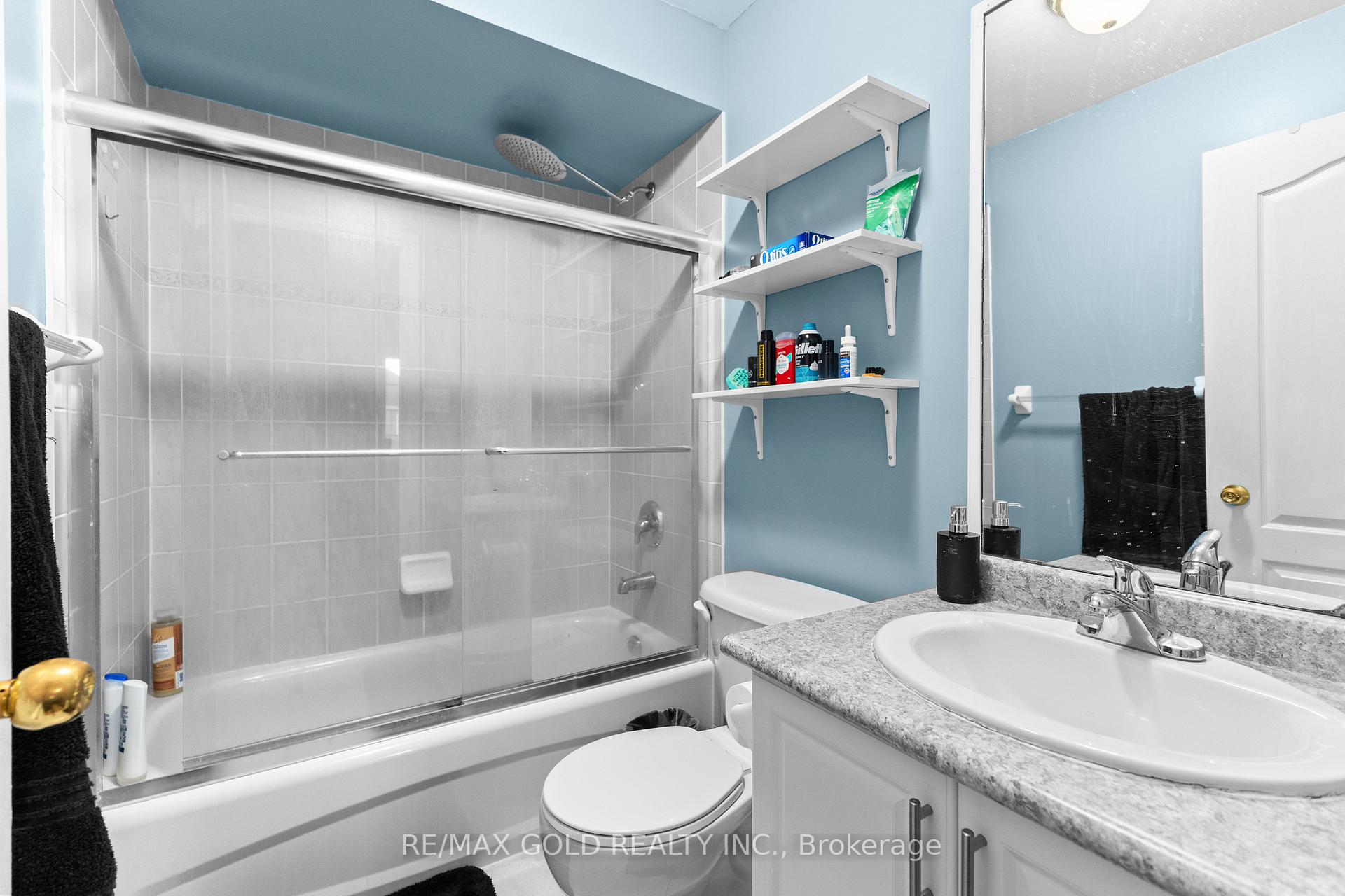 Photo 30 of 57 Powell Drive, Brampton, Sandringham-Wellington — HOMEH