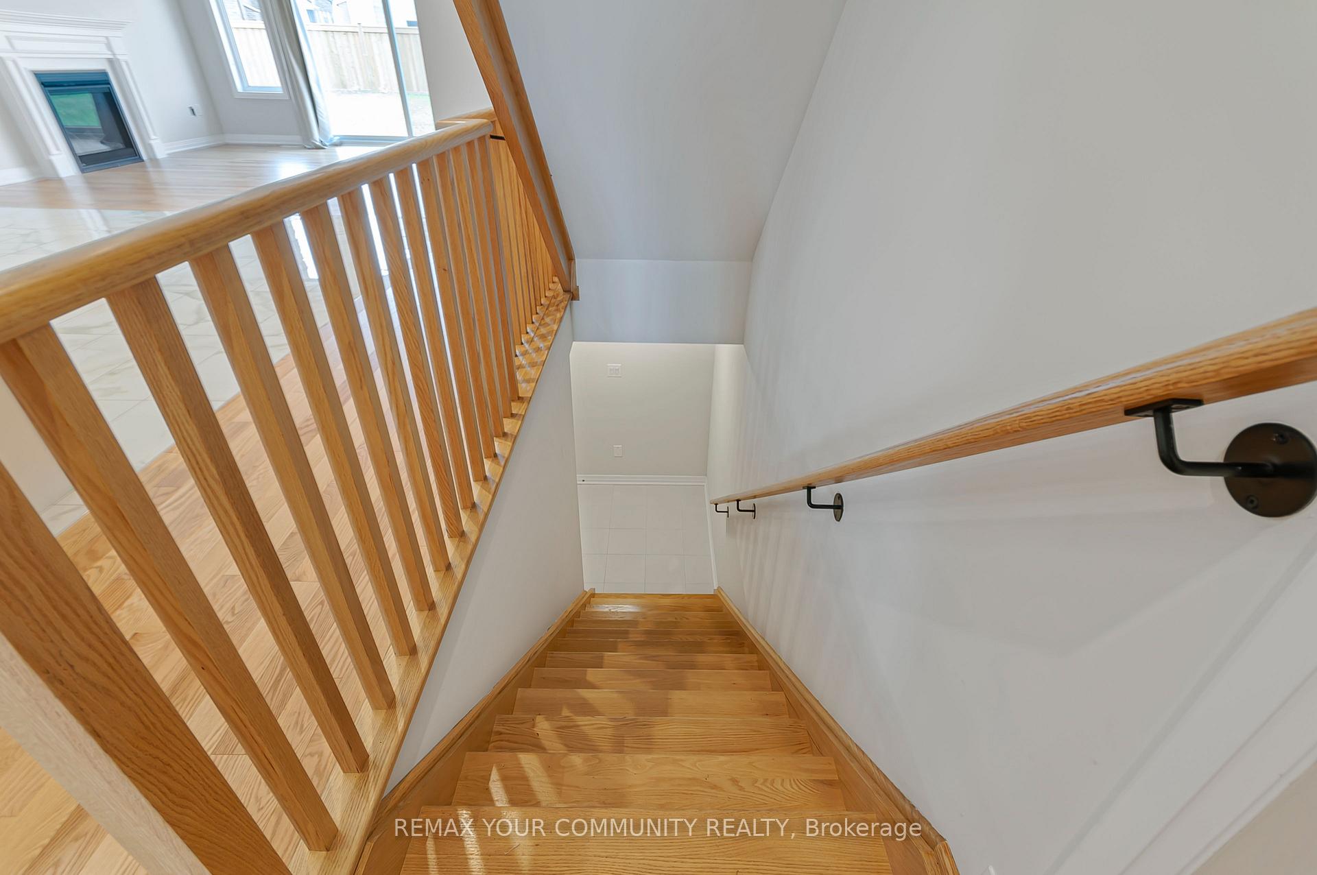 Photo 11 of 1646 Webster Boulevard, Innisfil, Alcona — HOMEH