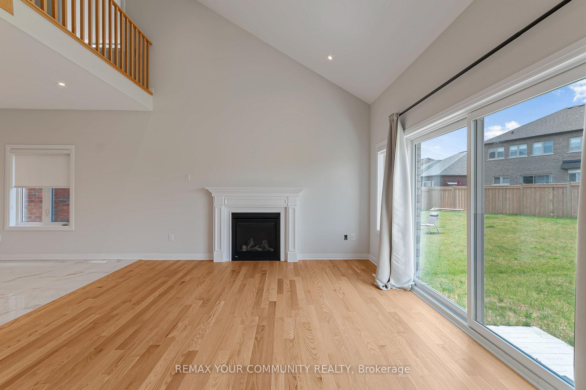 Photo 18 of 1646 Webster Boulevard, Innisfil, Alcona — HOMEH