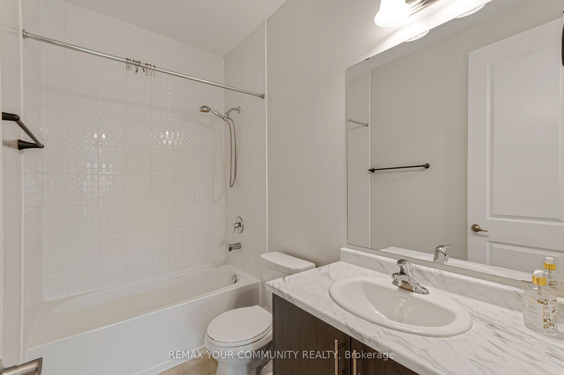 Photo 24 of 1646 Webster Boulevard, Innisfil, Alcona — HOMEH