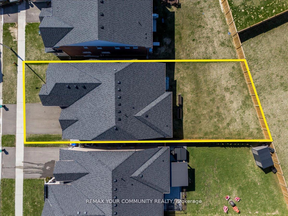 Photo 31 of 1646 Webster Boulevard, Innisfil, Alcona — HOMEH