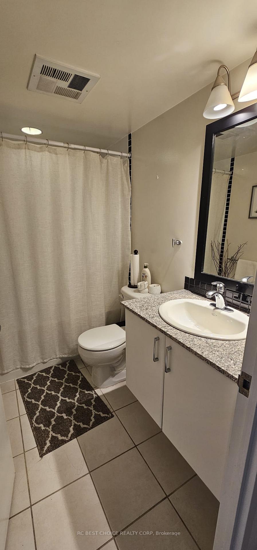 Photo 6 of Unit 2108, 33 Sheppard Avenue E, North York, Willowdale East — HOMEH