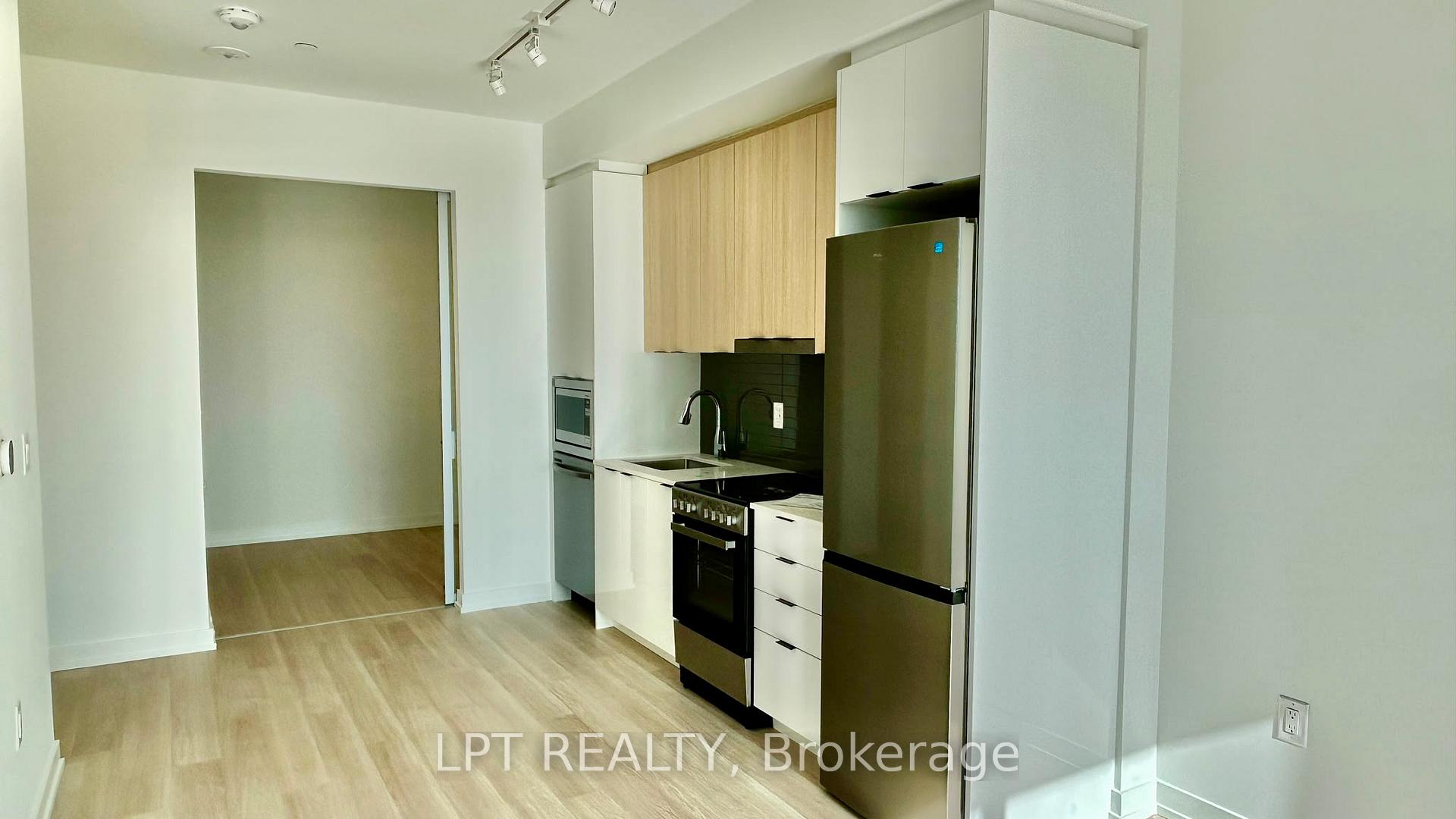 Photo 10 of Unit 2406, 9763 Markham rd, Markham, Greensborough — HOMEH