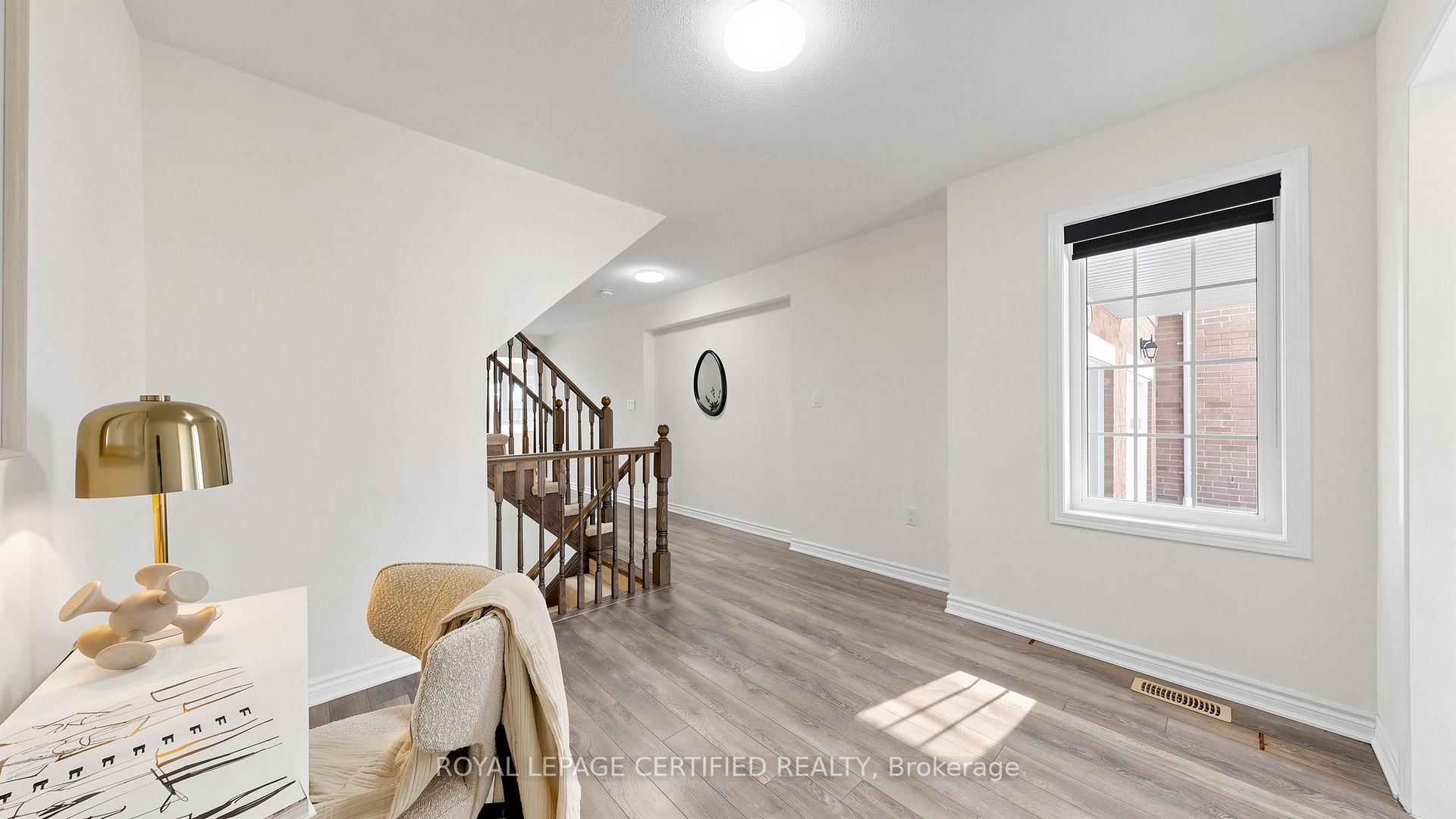 Photo 8 of 1031 Cameo Street, Pickering, Rural Pickering — HOMEH