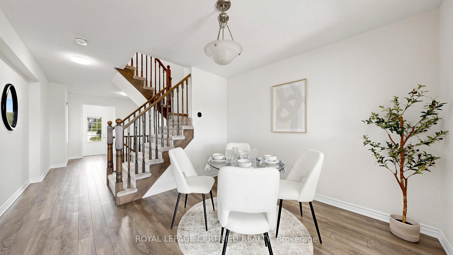 Photo 10 of 1031 Cameo Street, Pickering, Rural Pickering — HOMEH