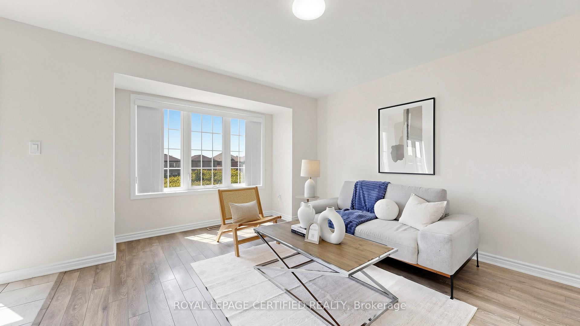Photo 12 of 1031 Cameo Street, Pickering, Rural Pickering — HOMEH