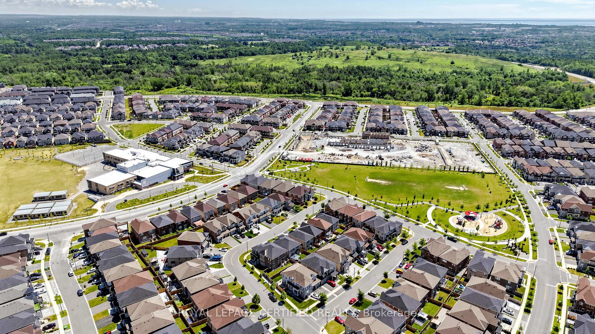 Photo 40 of 1031 Cameo Street, Pickering, Rural Pickering — HOMEH