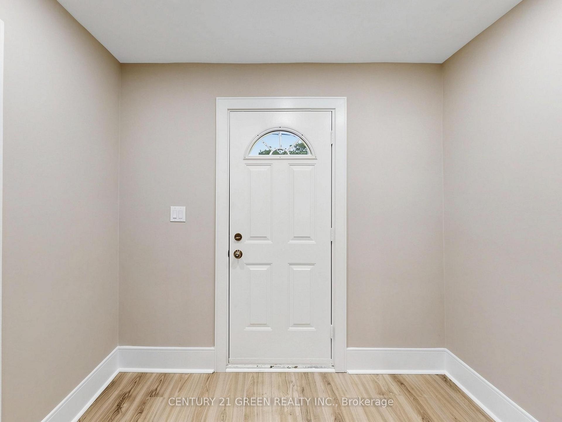 Photo 5 of 87 Fennell Avenue W, Hamilton, Mohawk — HOMEH