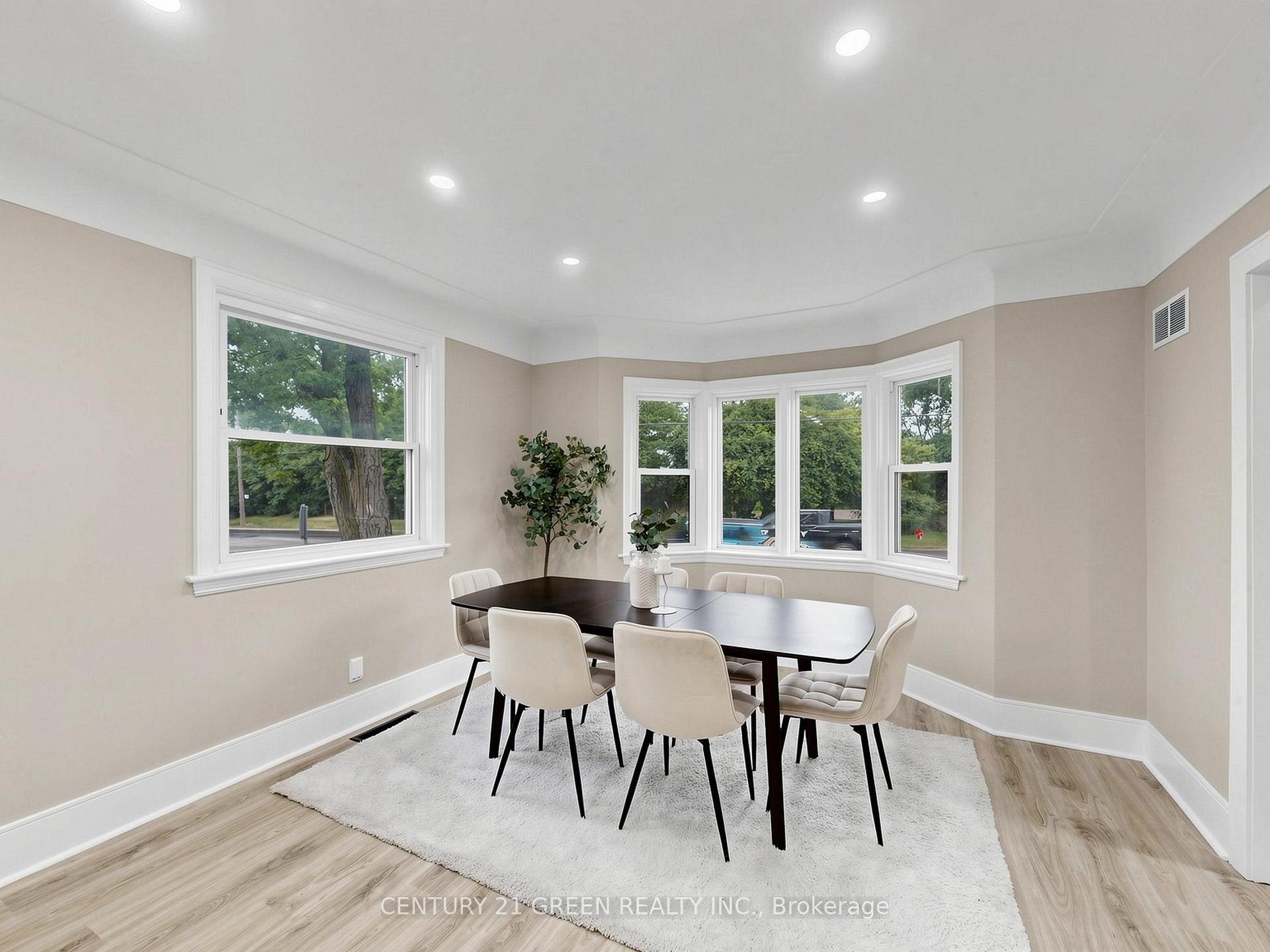 Photo 10 of 87 Fennell Avenue W, Hamilton, Mohawk — HOMEH