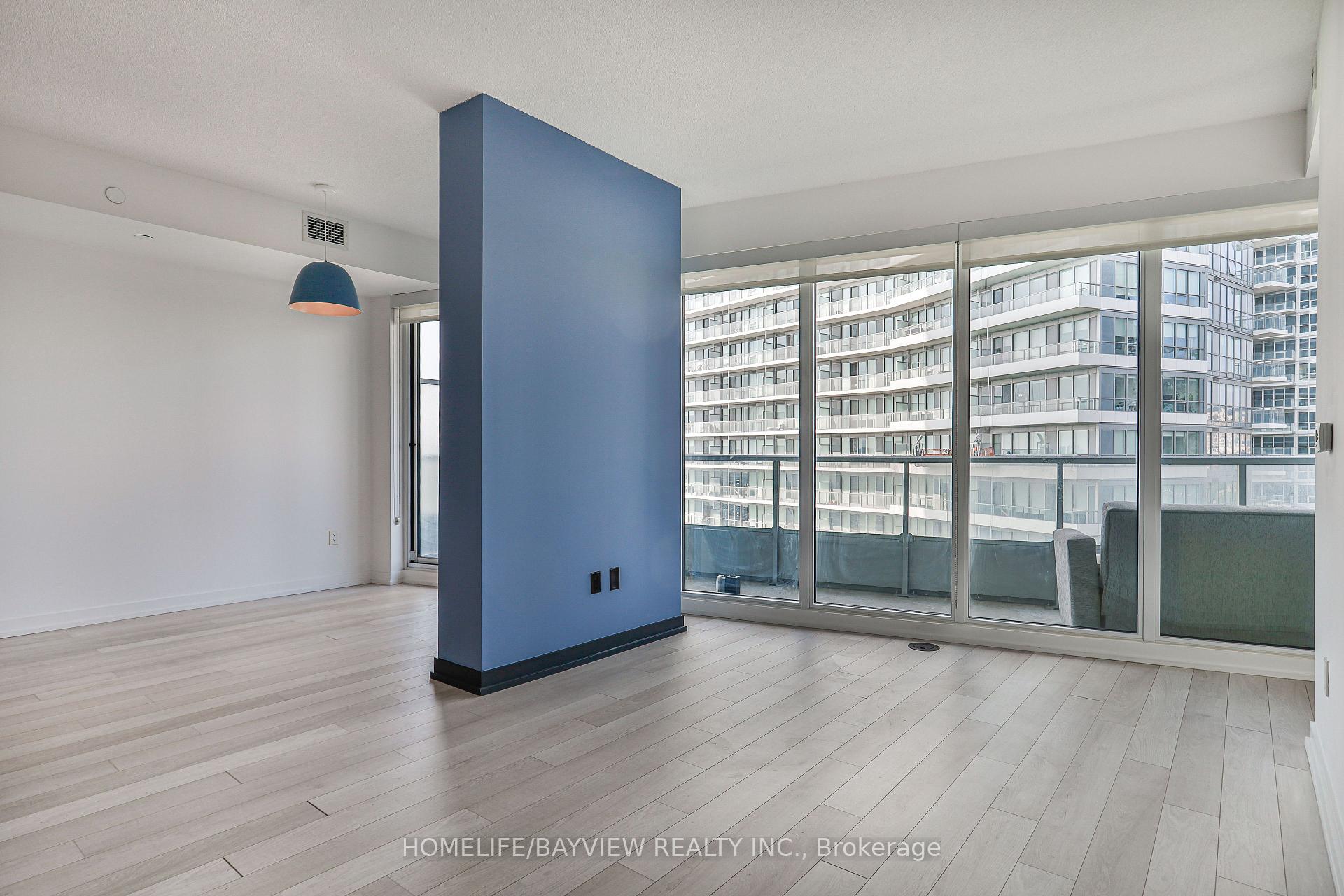 Photo 8 of Unit 1508, 117 Mcmahon Drive, North York, Bayview Village — HOMEH