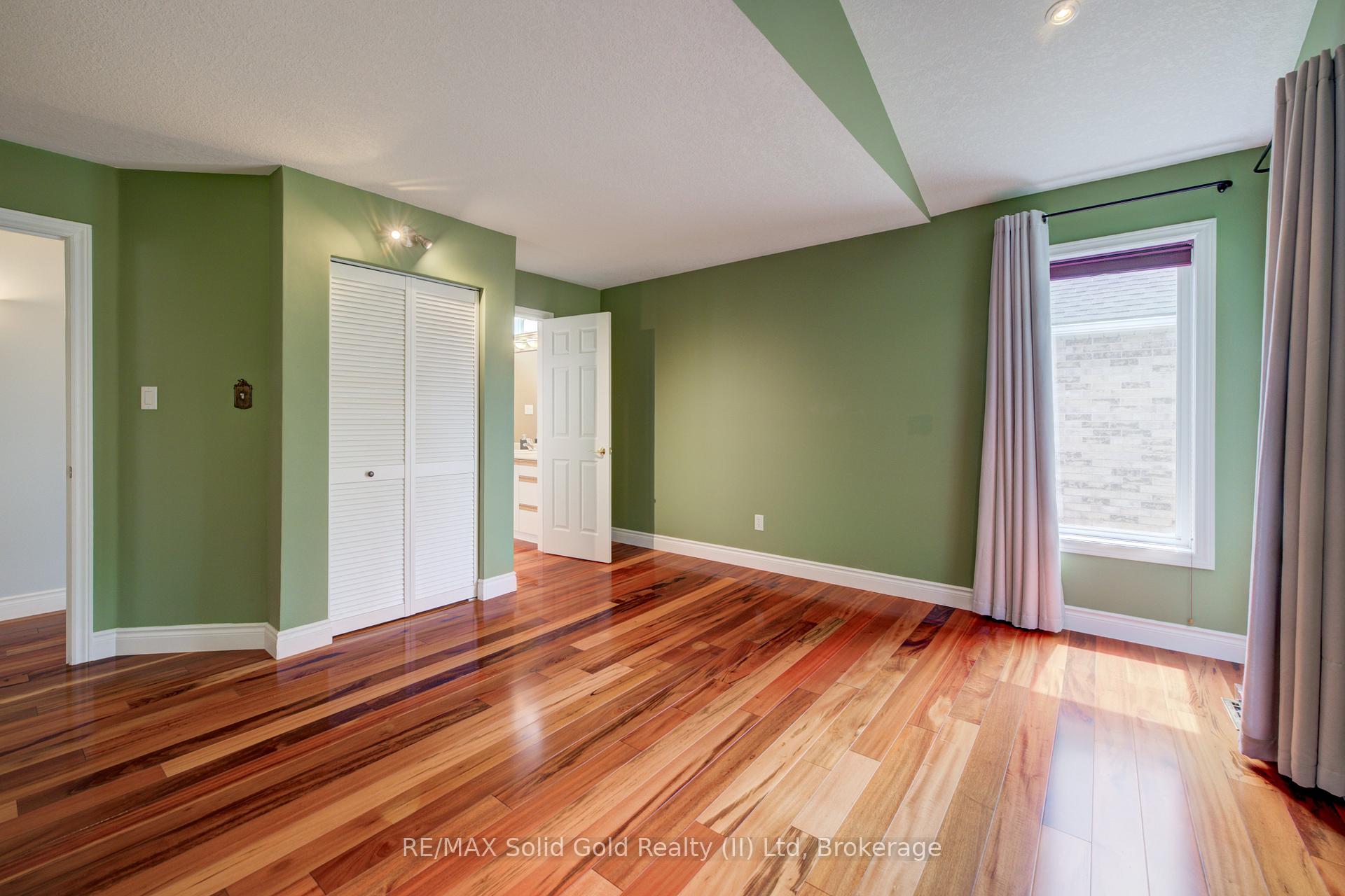 Photo 40 of 11 Sun Valley Drive, Wilmot — HOMEH