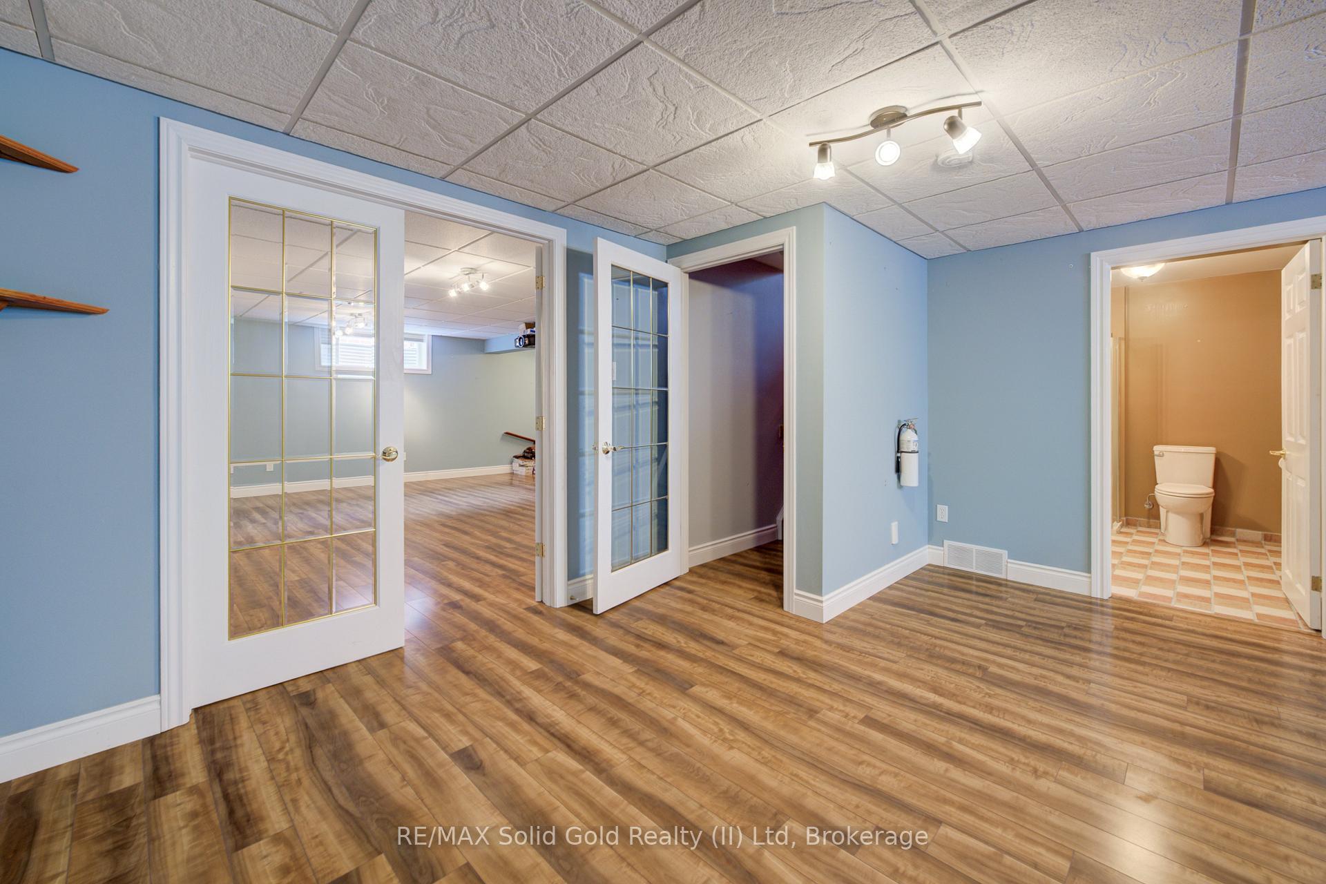Photo 48 of 11 Sun Valley Drive, Wilmot — HOMEH
