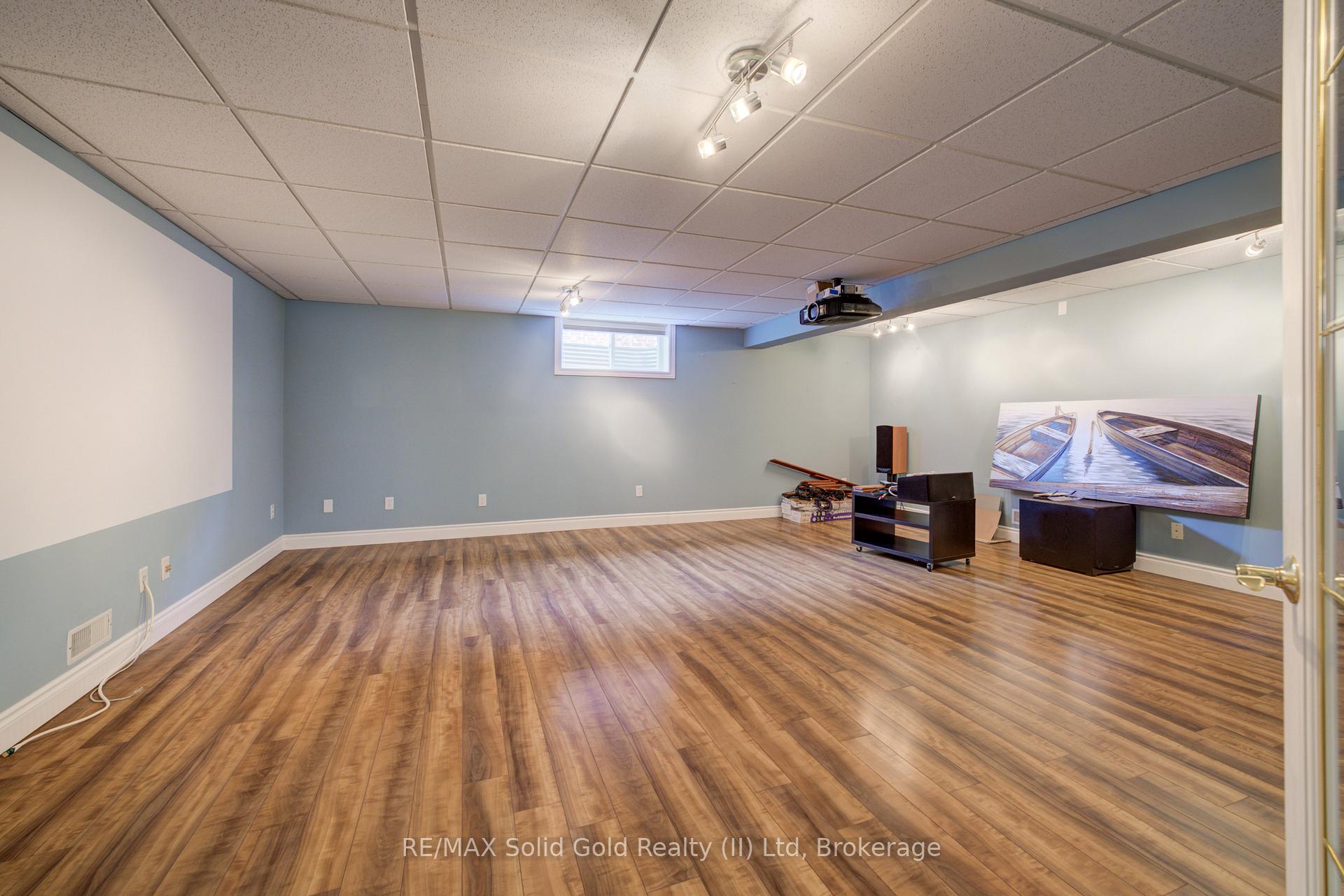 Photo 50 of 11 Sun Valley Drive, Wilmot — HOMEH