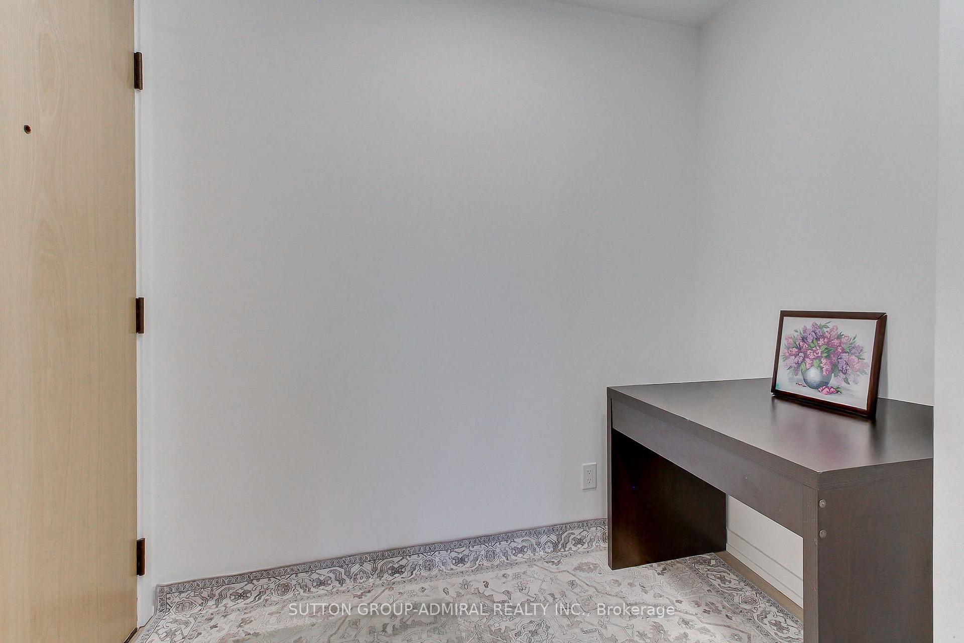 Photo 5 of Unit 413, 8 Beverley Glen, Vaughan, Beverley Glen — HOMEH