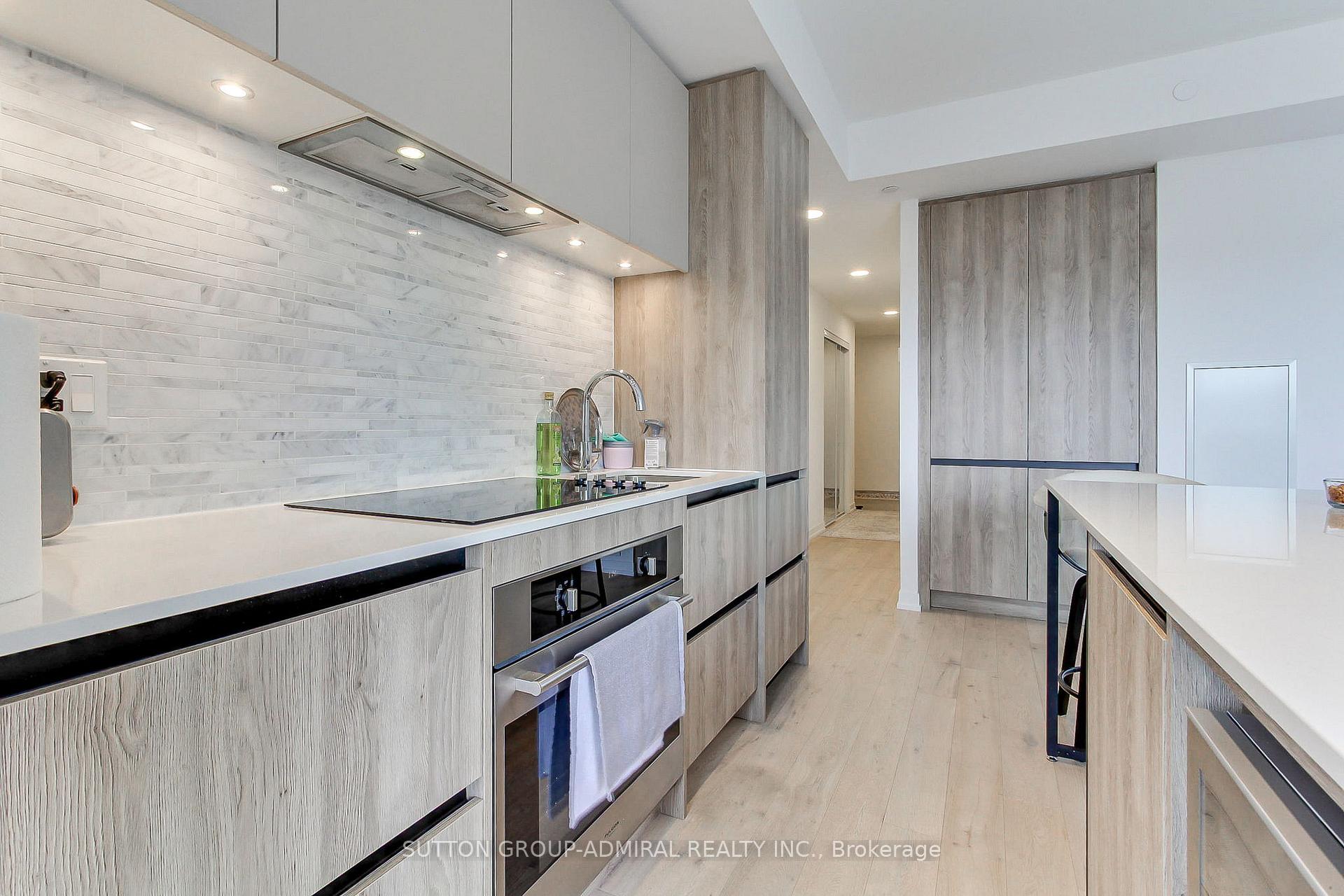 Photo 8 of Unit 413, 8 Beverley Glen, Vaughan, Beverley Glen — HOMEH
