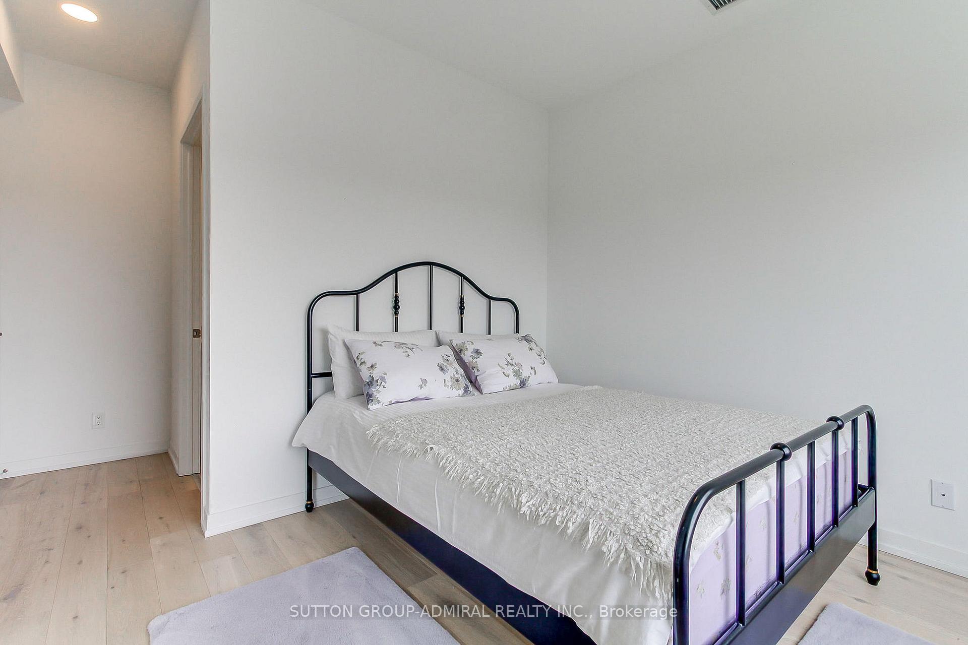 Photo 16 of Unit 413, 8 Beverley Glen, Vaughan, Beverley Glen — HOMEH