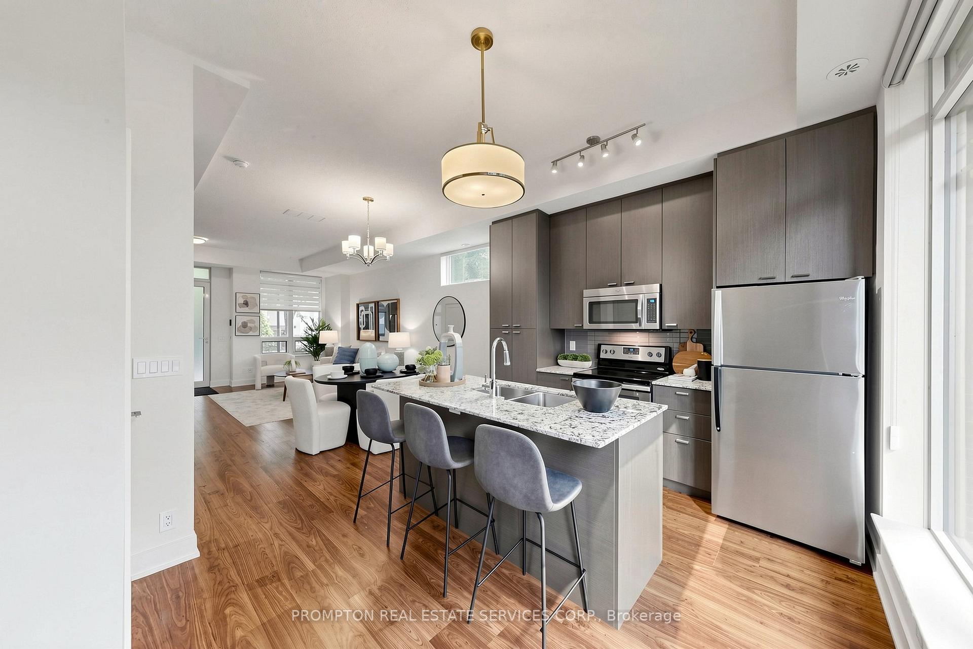 Photo 13 of Unit Th17, 88 Sheppard Avenue E, North York, Willowdale East — HOMEH