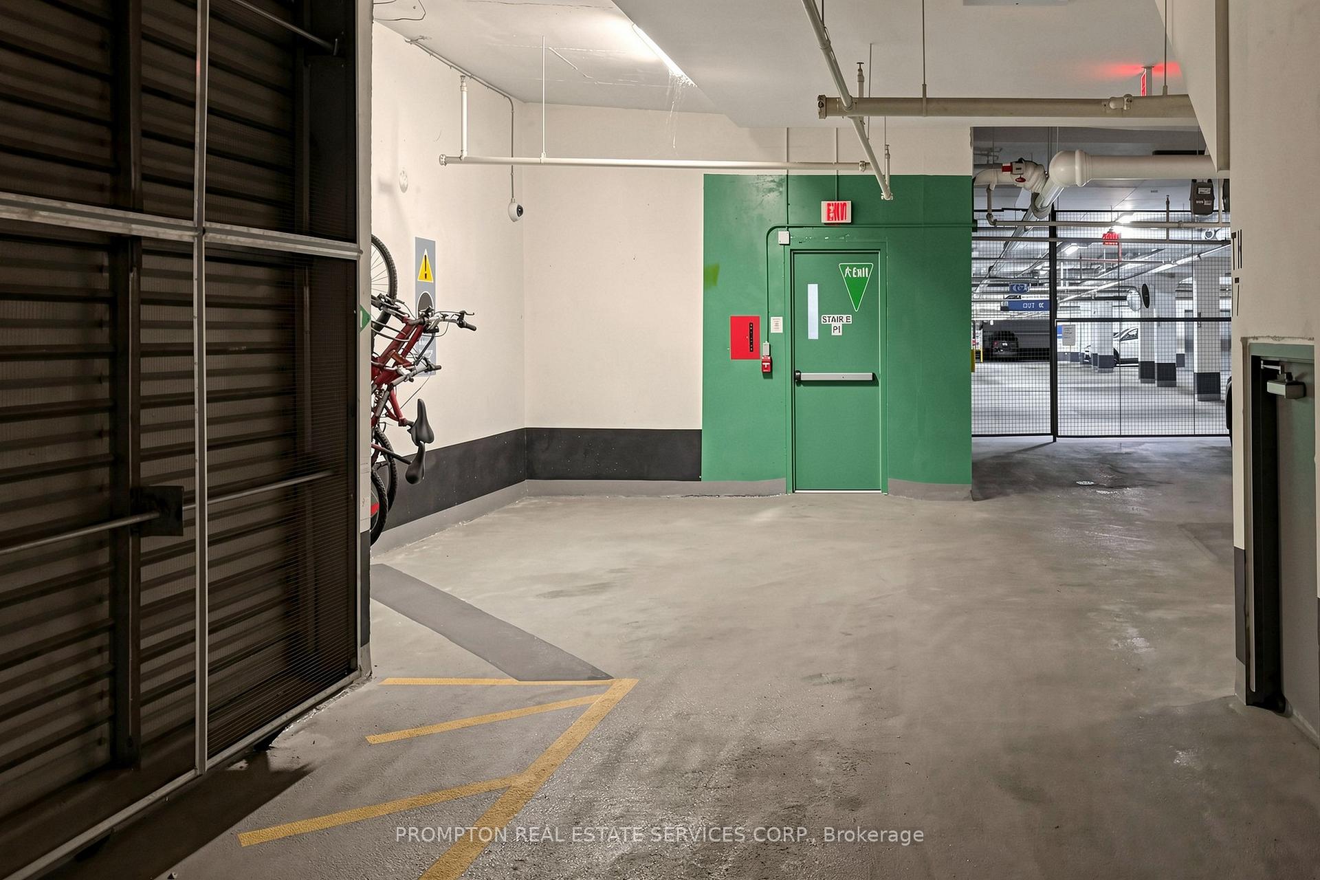 Photo 37 of Unit Th17, 88 Sheppard Avenue E, North York, Willowdale East — HOMEH