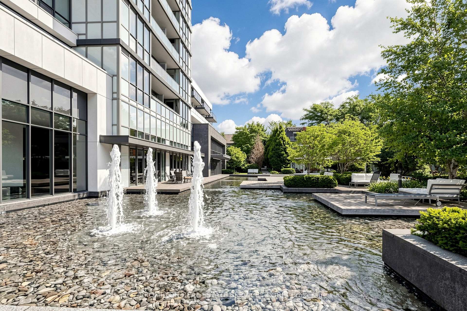 Photo 47 of Unit Th17, 88 Sheppard Avenue E, North York, Willowdale East — HOMEH