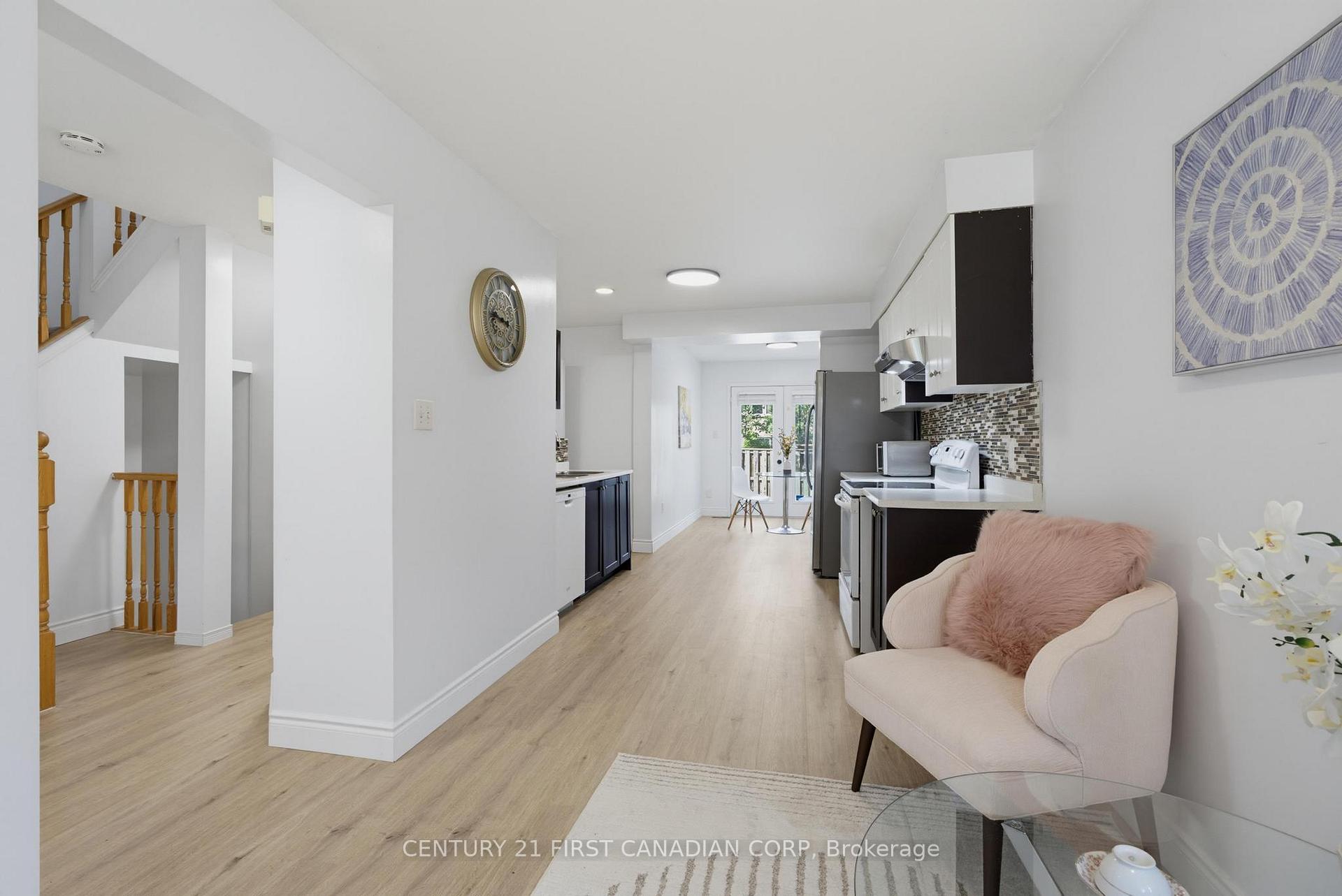 Photo 7 of 761 Blacksmith Street, London, North M — HOMEH