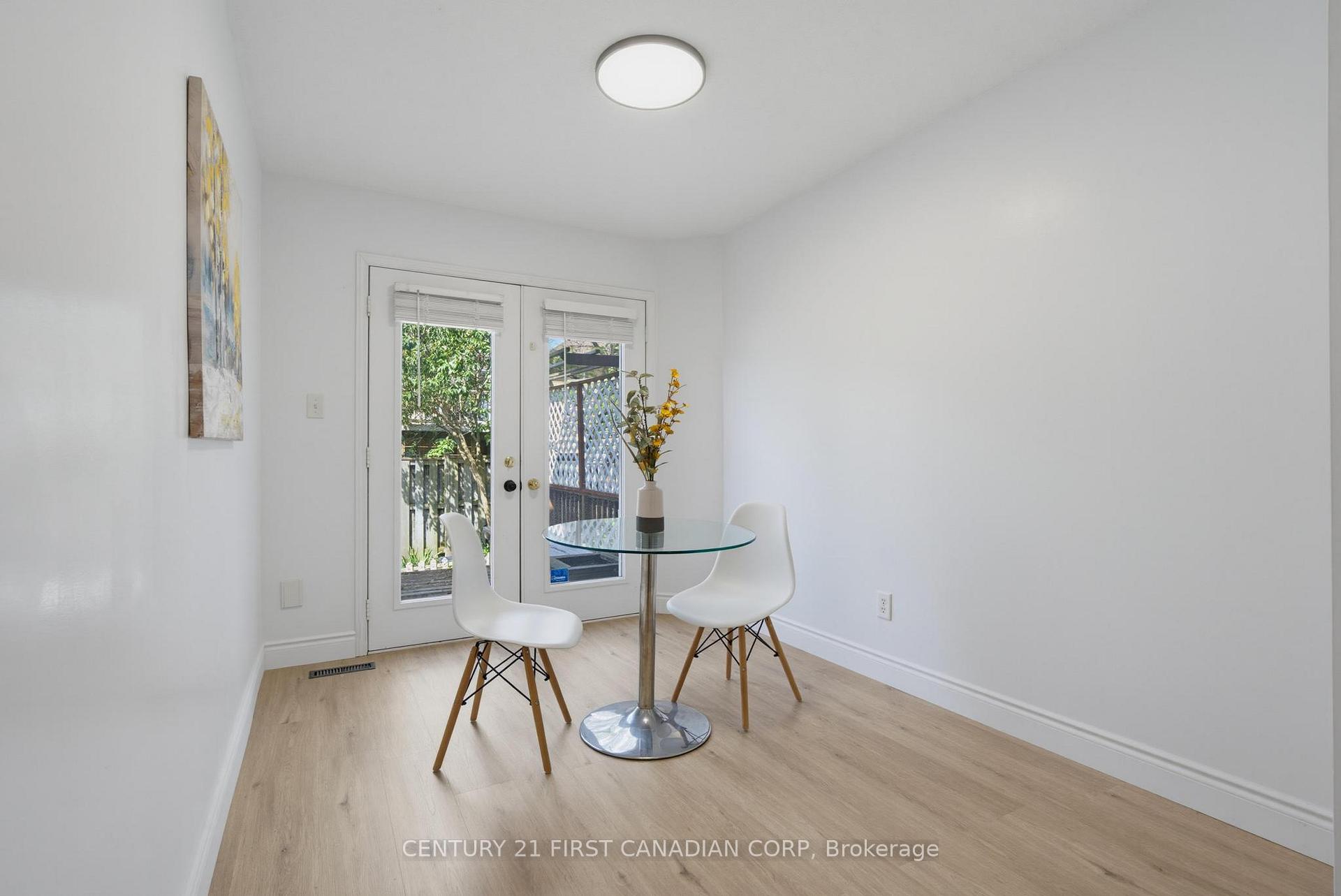 Photo 12 of 761 Blacksmith Street, London, North M — HOMEH