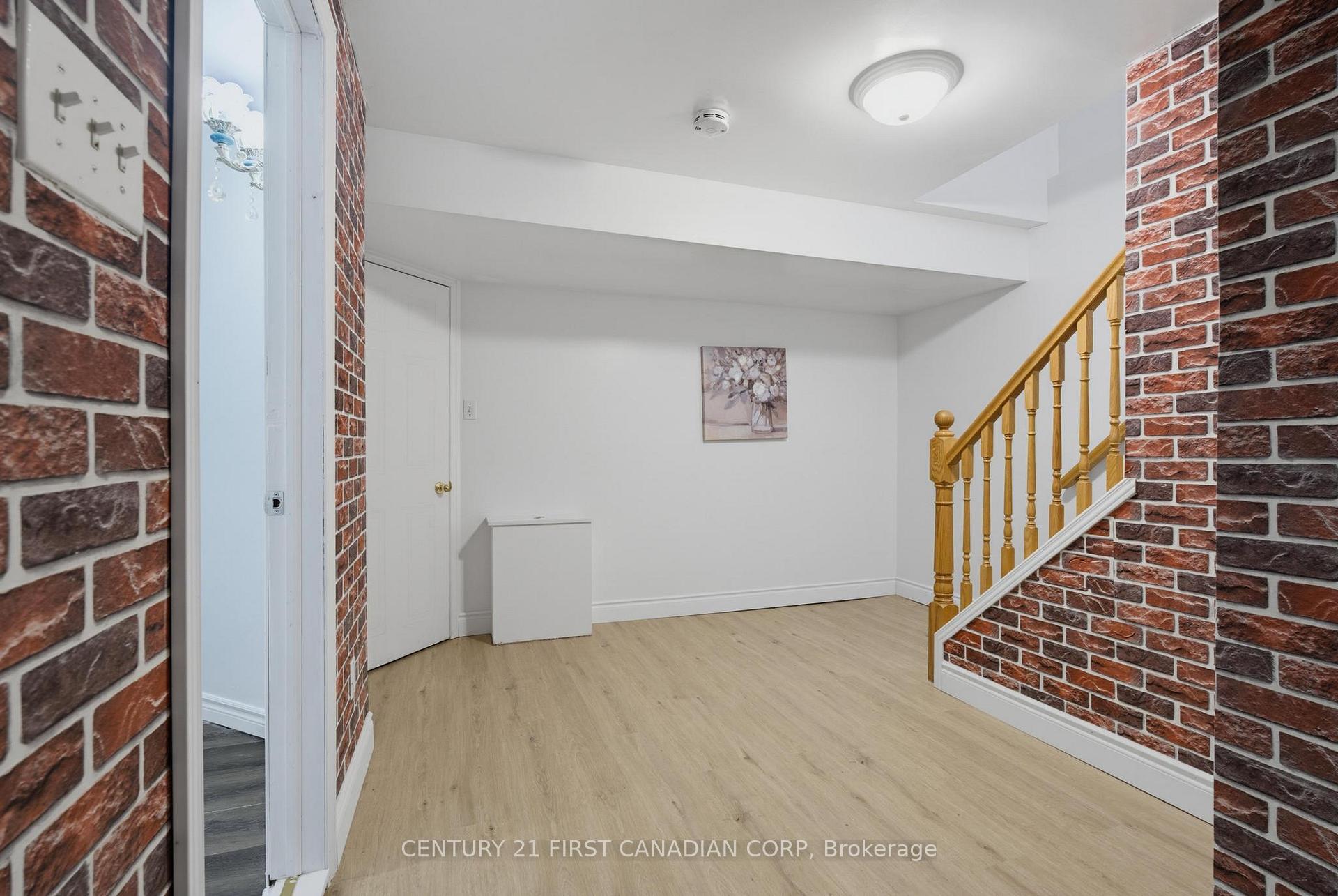 Photo 29 of 761 Blacksmith Street, London, North M — HOMEH