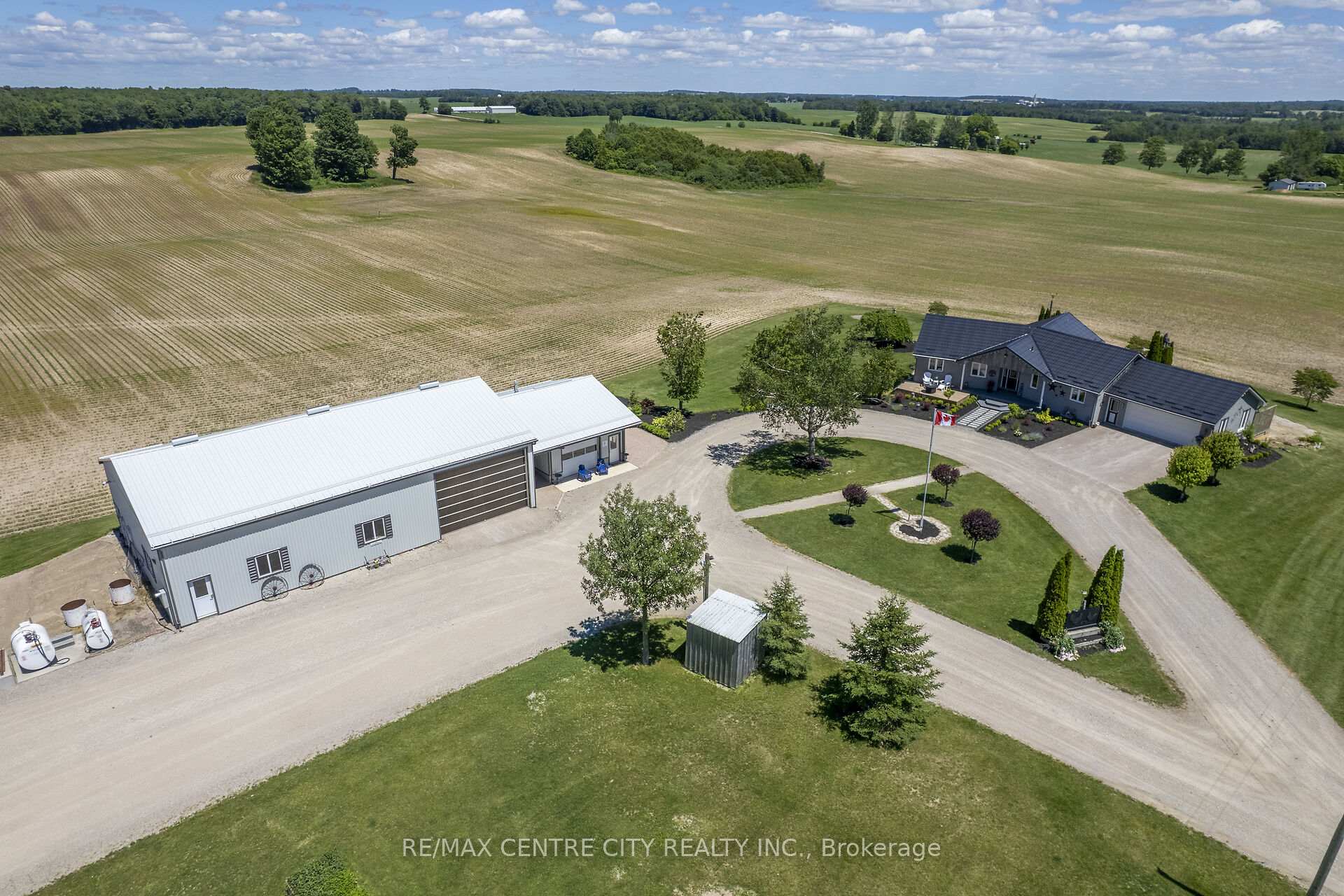 Photo 18 of 39372 Wintrop Road, Central Huron — HOMEH