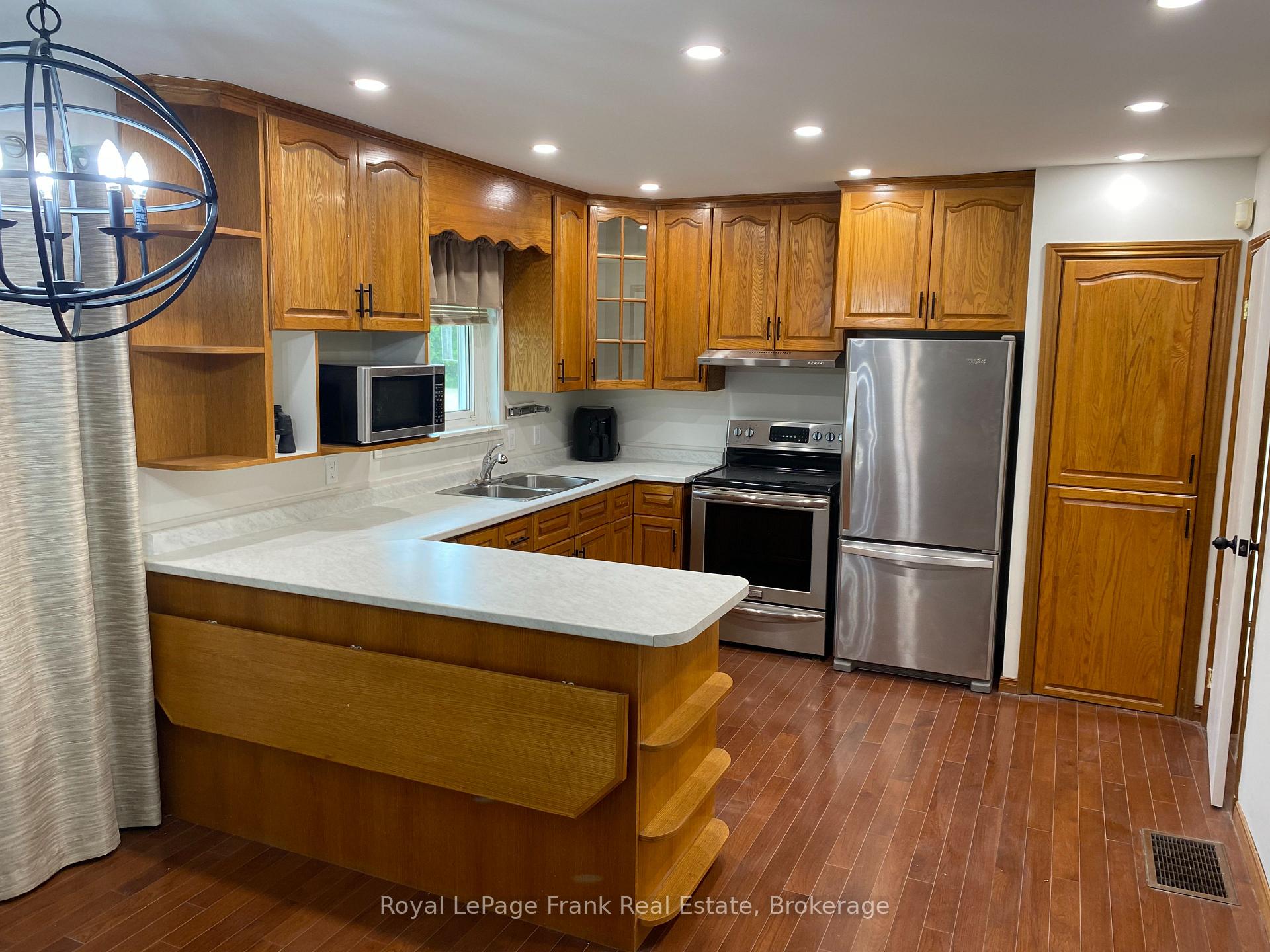 Photo 4 of Unit Main Floor, 2350 7th Line, Port Hope, Rural Port Hope — HOMEH