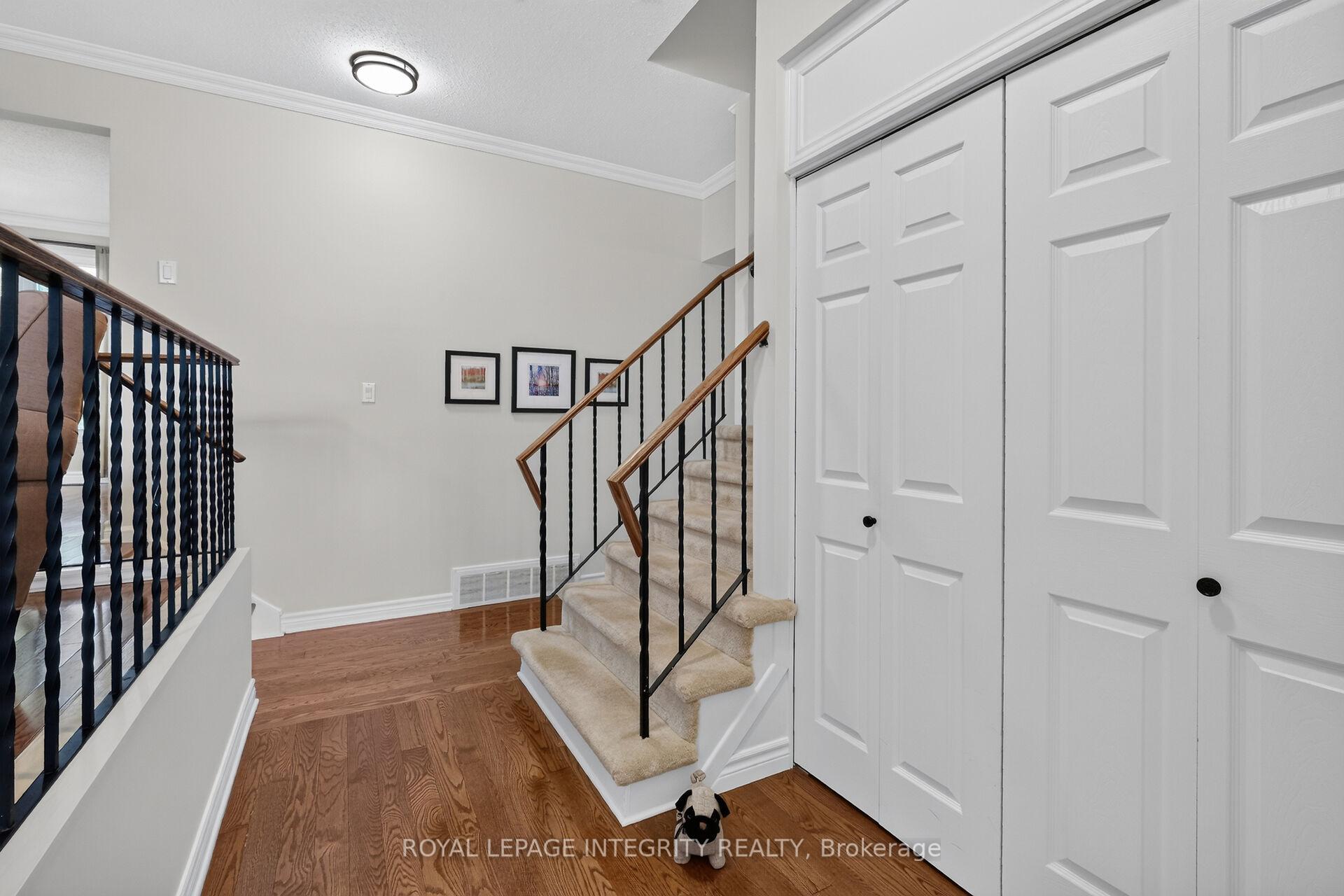 Photo 8 of 6100 Vineyard Drive, Ottawa, Convent Glen — HOMEH