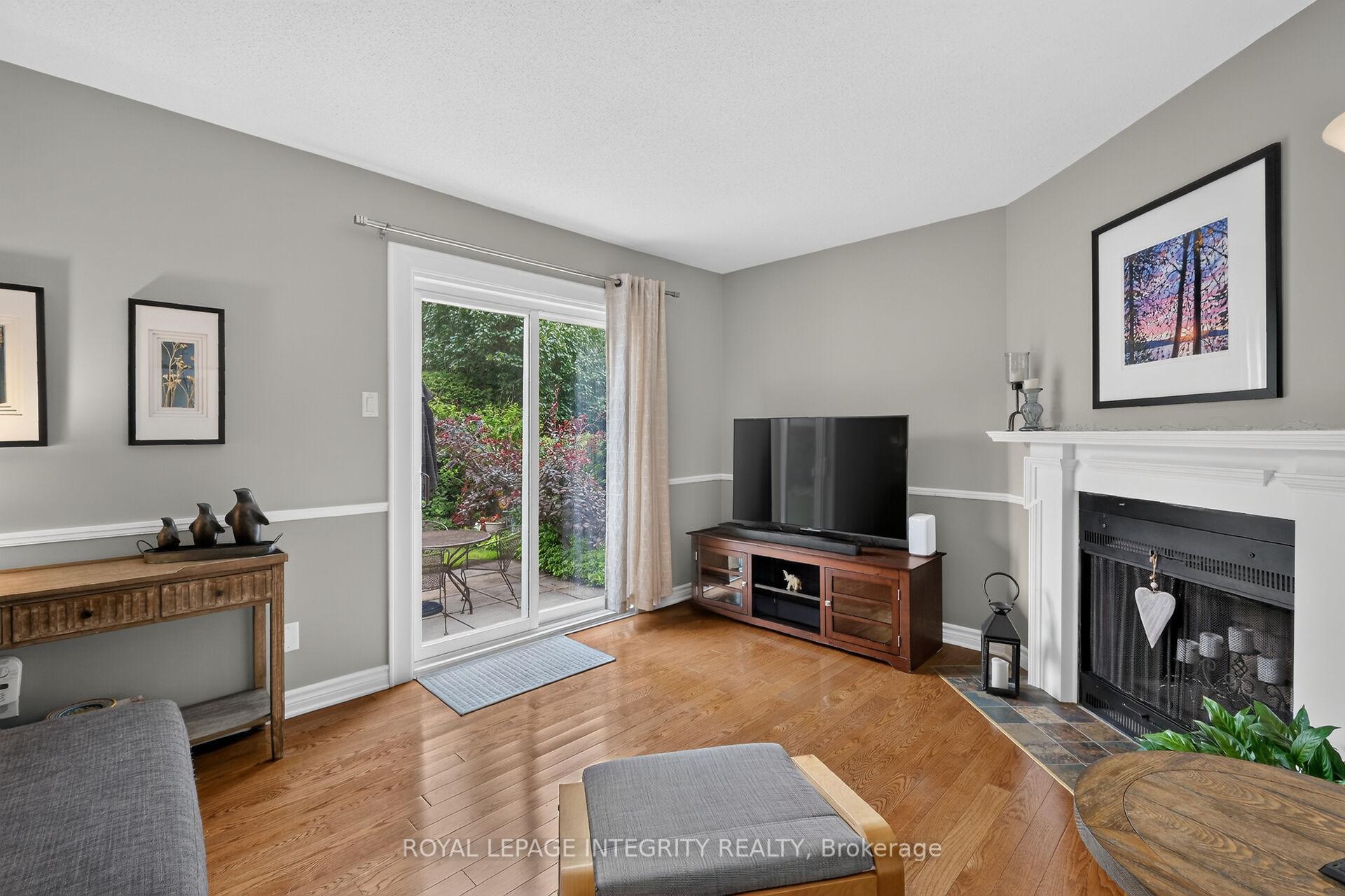 Photo 23 of 6100 Vineyard Drive, Ottawa, Convent Glen — HOMEH